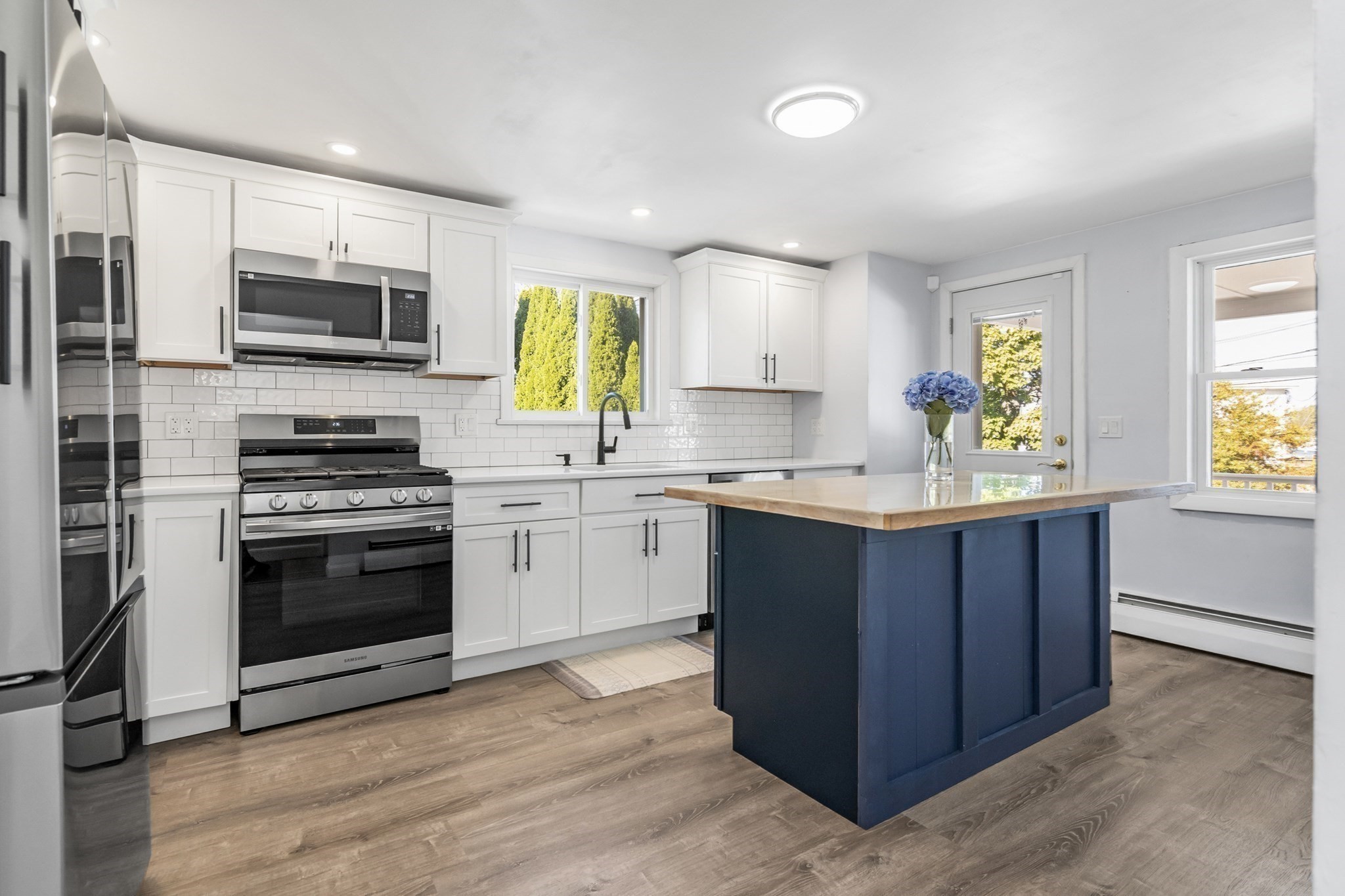 26 Whitin Ave Property Photo 7