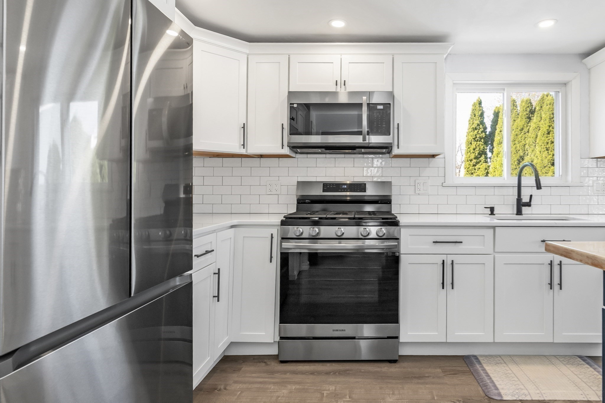 26 Whitin Ave Property Photo 9