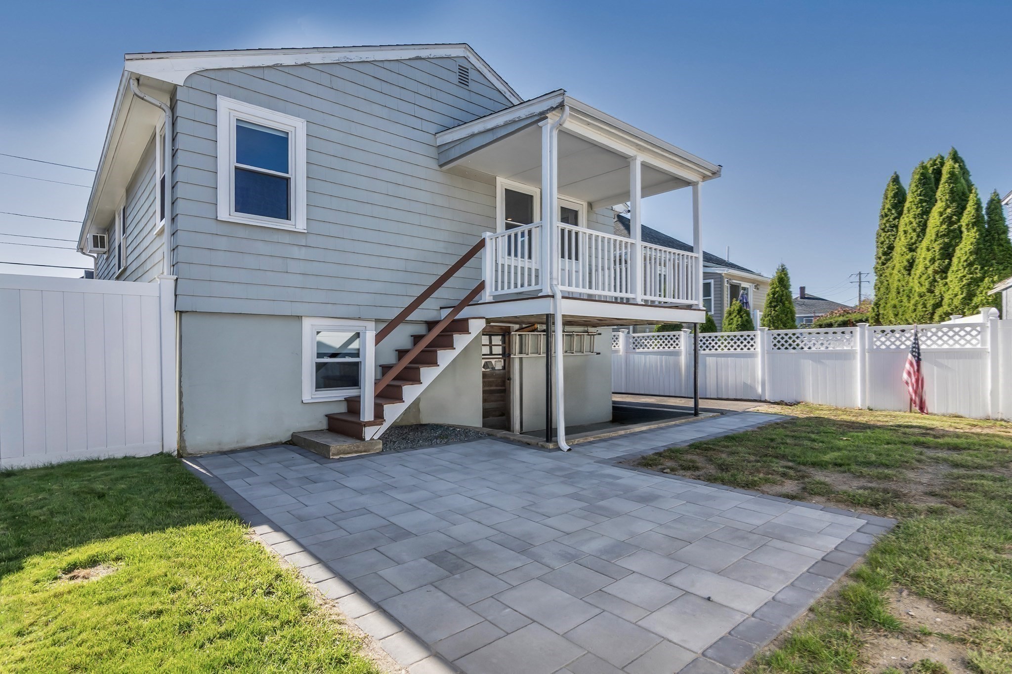 26 Whitin Ave Property Photo 12