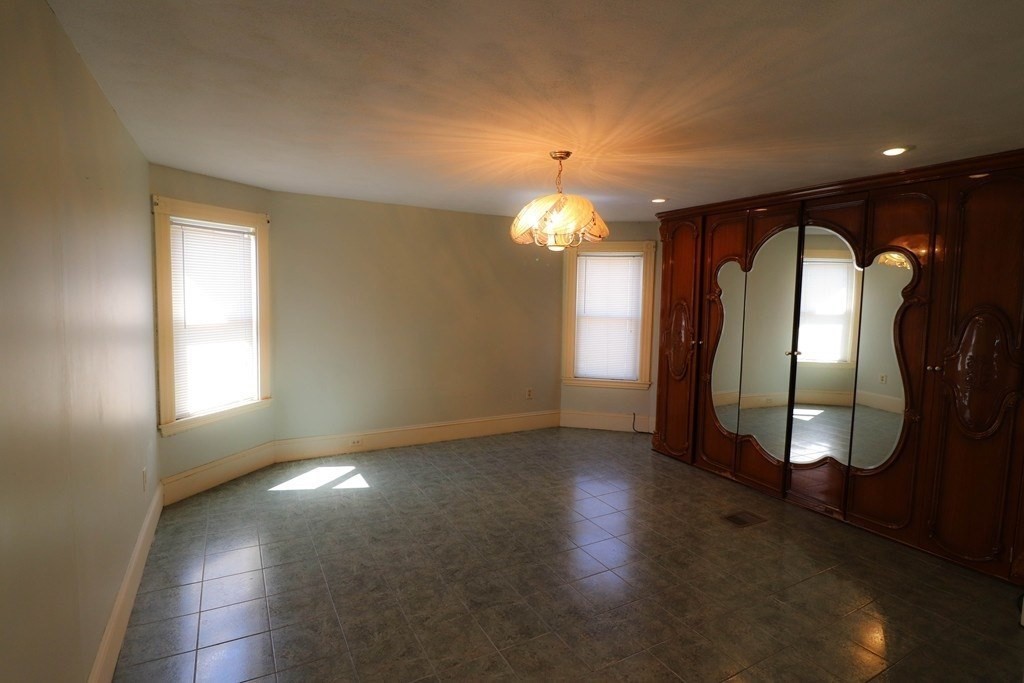 795 Salem # 2 Property Photo 6