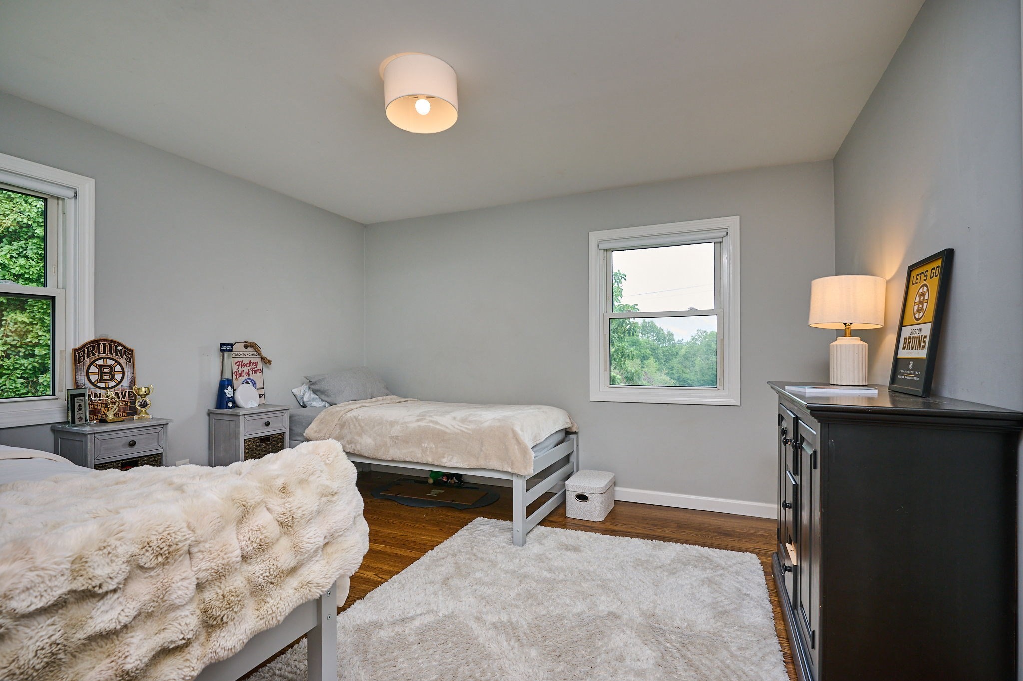 194 Pleasant St Property Photo 11