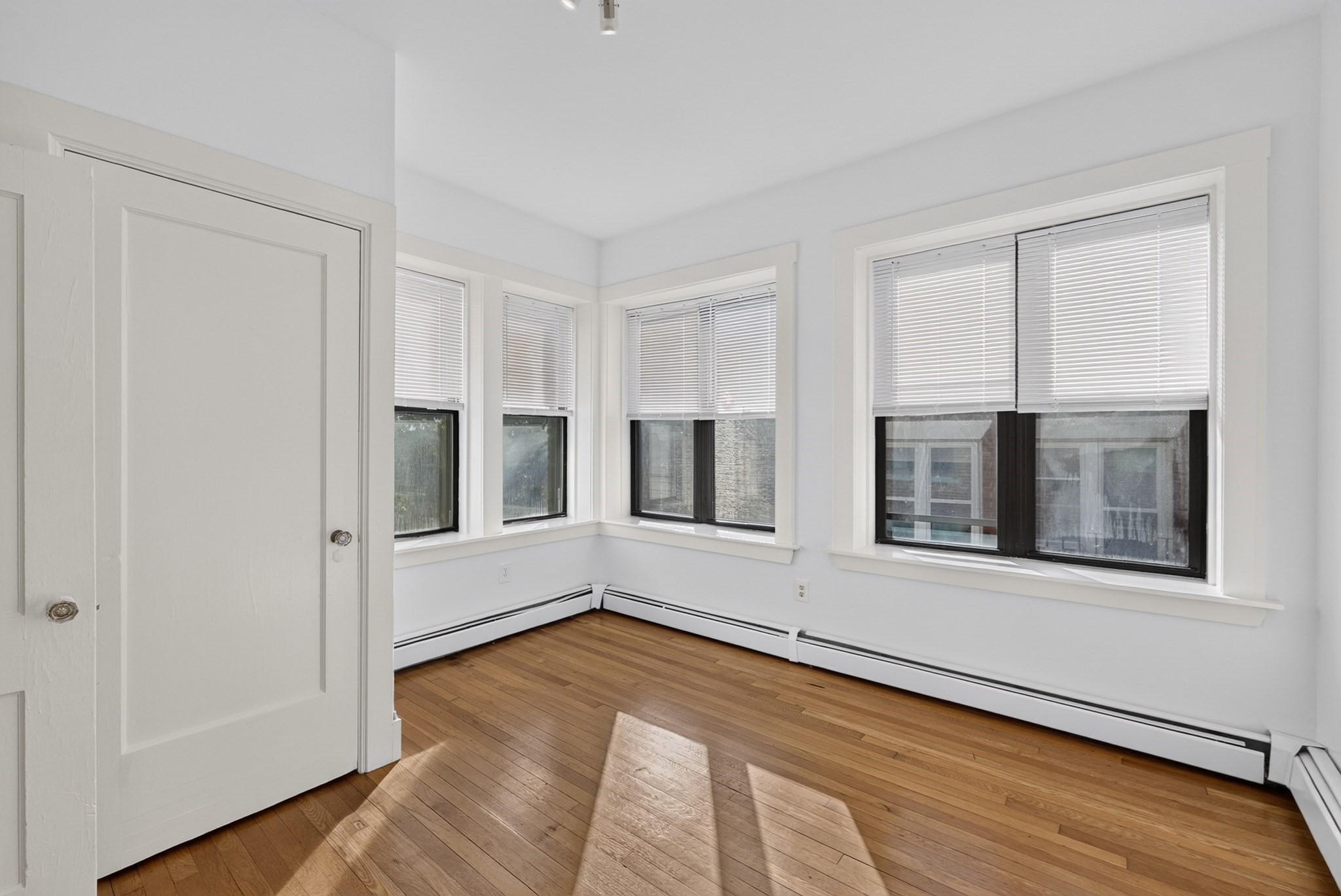 15 Park Vale Ave # 11 Property Photo 8