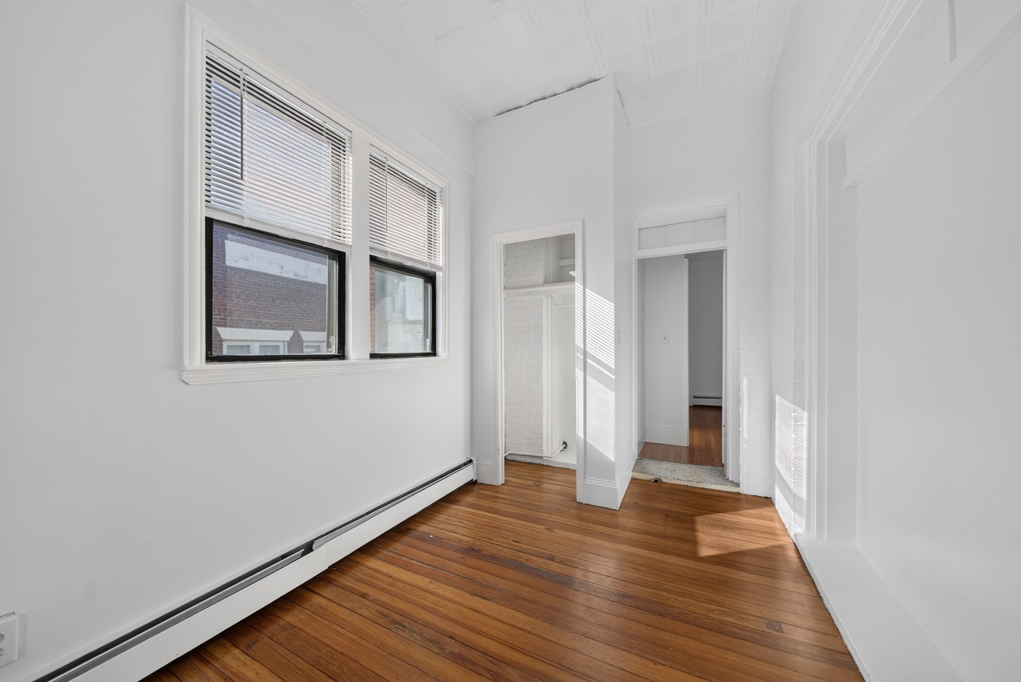 15 Park Vale Ave # 11 Property Photo 10