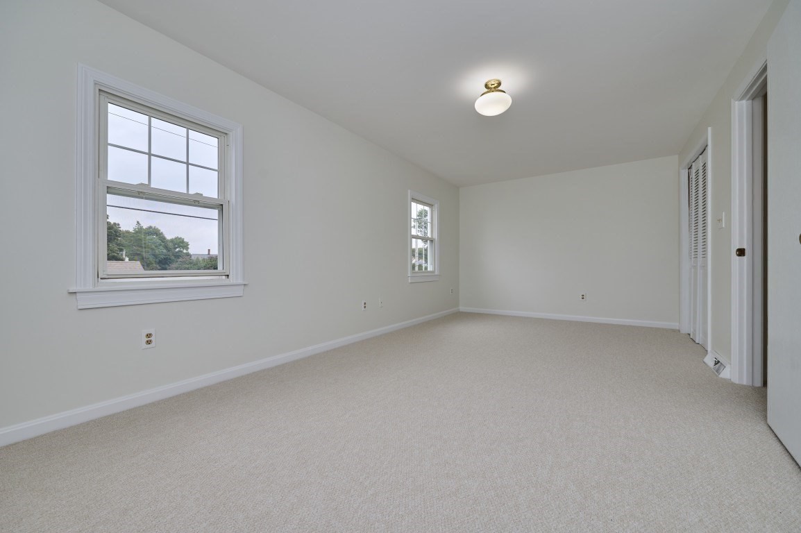 7 Lovett St Property Photo 12