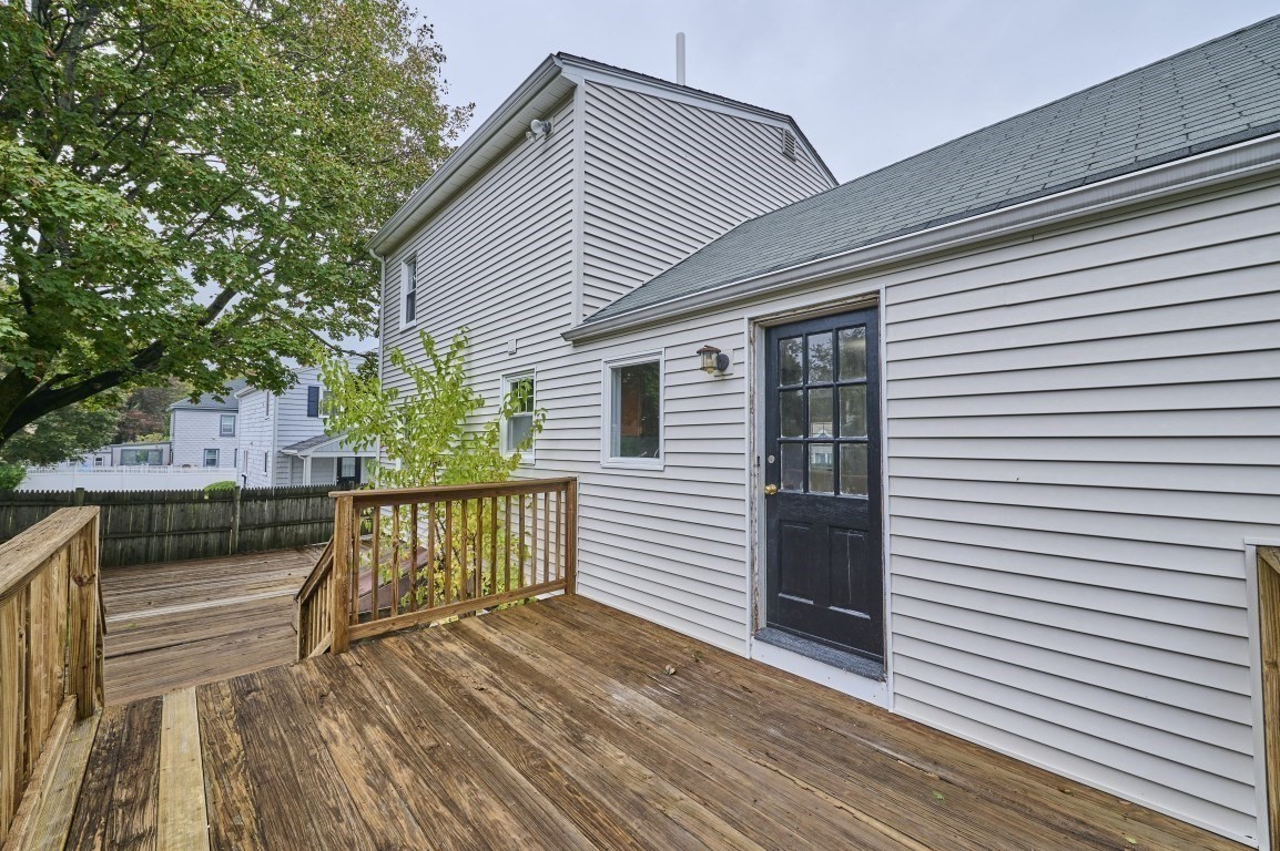 7 Lovett St Property Photo 22