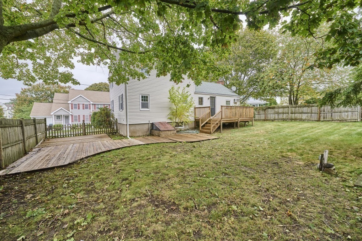 7 Lovett St Property Photo 23