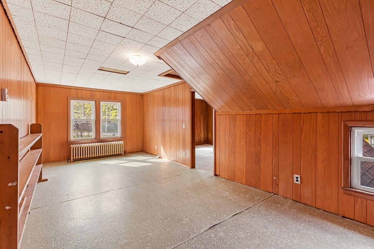 1292 Riverside Ave Property Photo 23