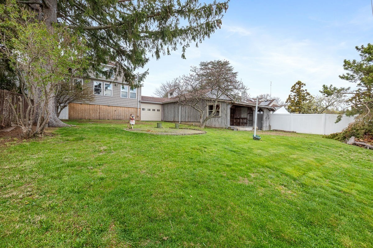 1292 Riverside Ave Property Photo 34