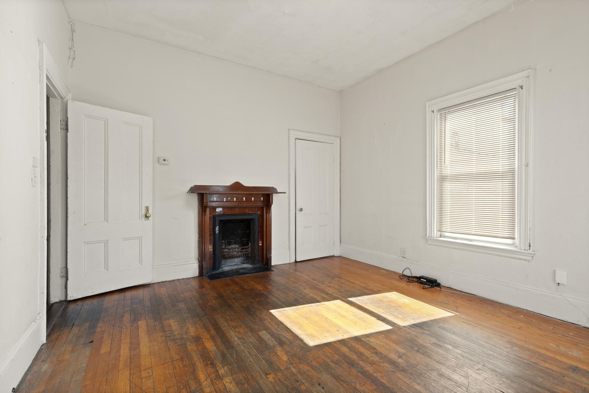 32-34 Linden St Property Photo 12