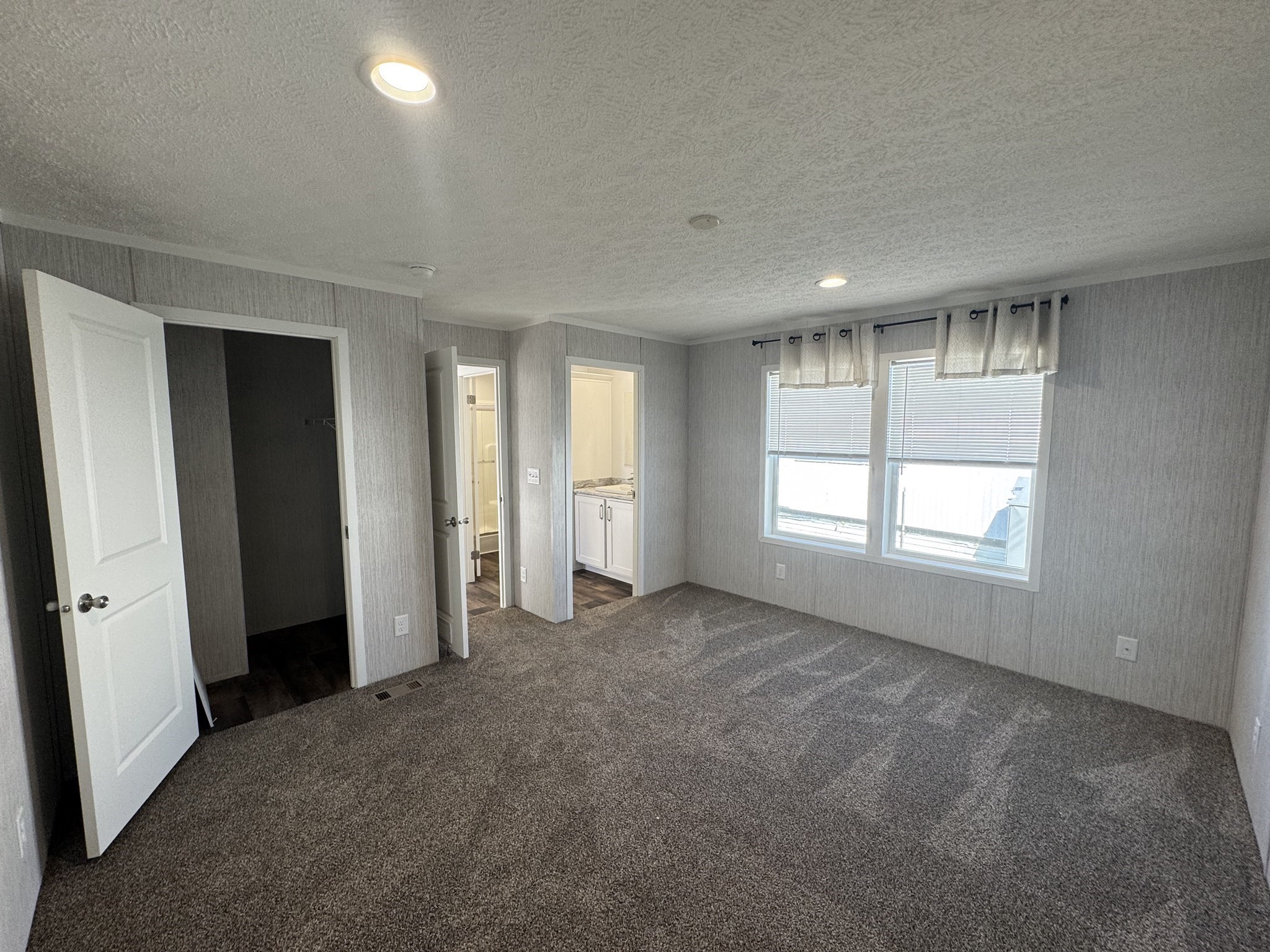 131 Washington Street # 25 Property Photo 13