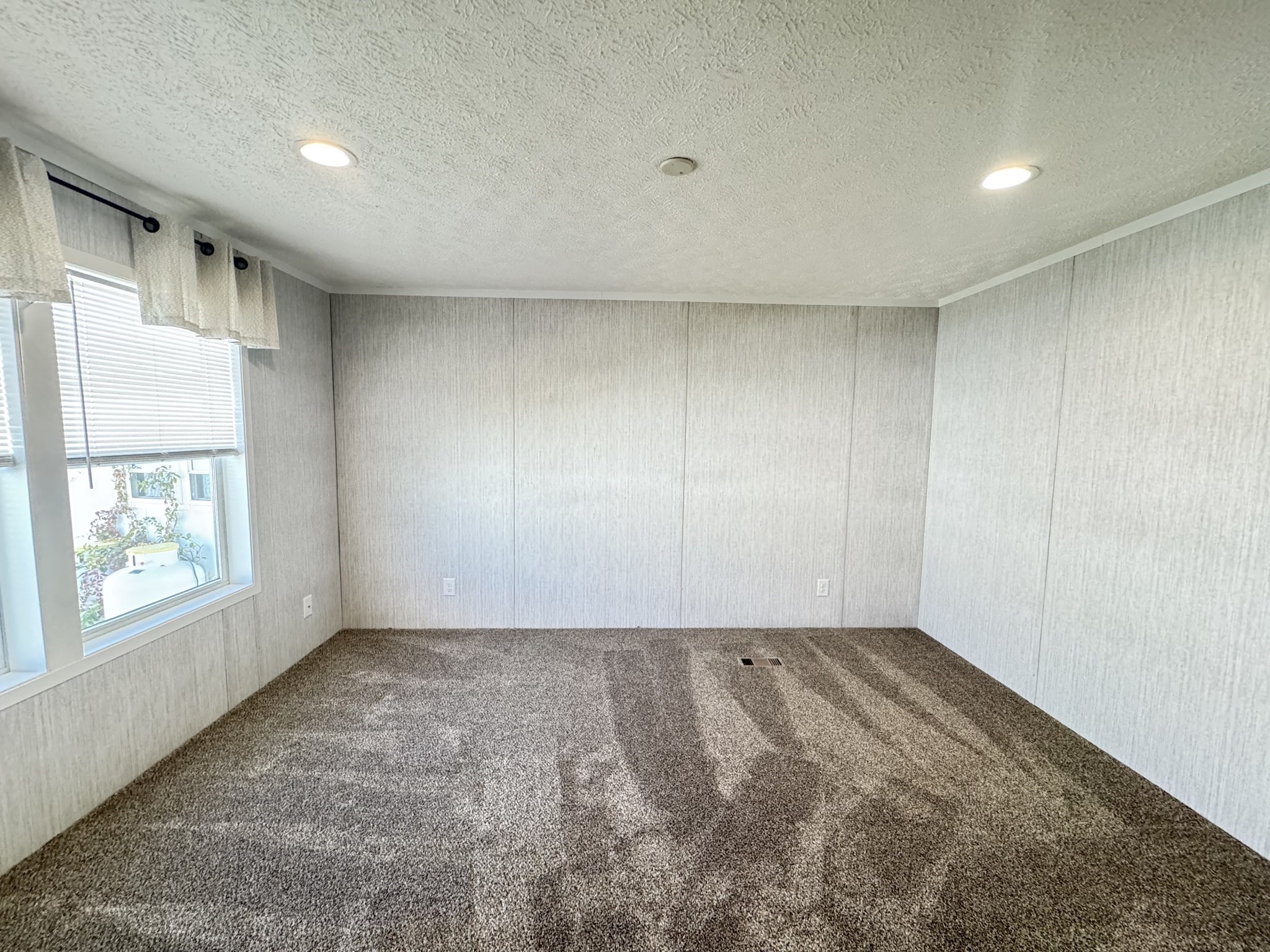 131 Washington Street # 25 Property Photo 15