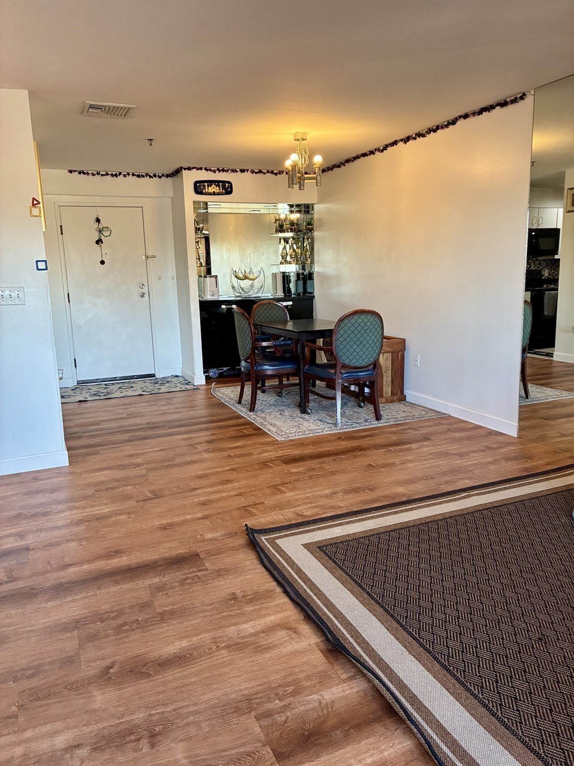 500 Washington St # 403 Property Photo 4