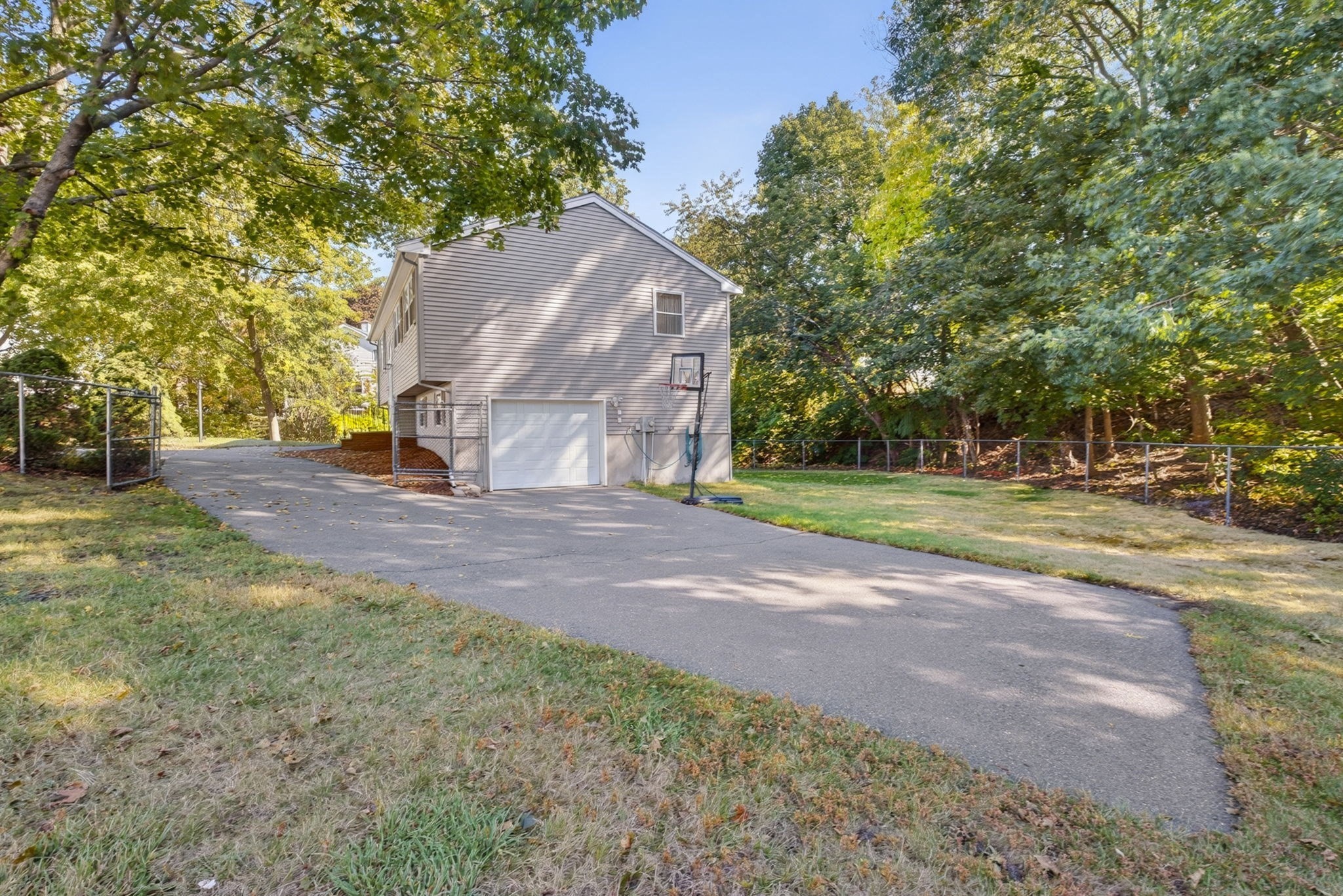 4 Wildwood Terrace Property Photo 3