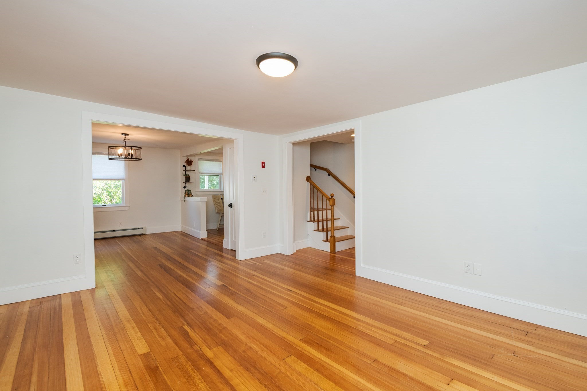 4 Pleasant St Property Photo 14