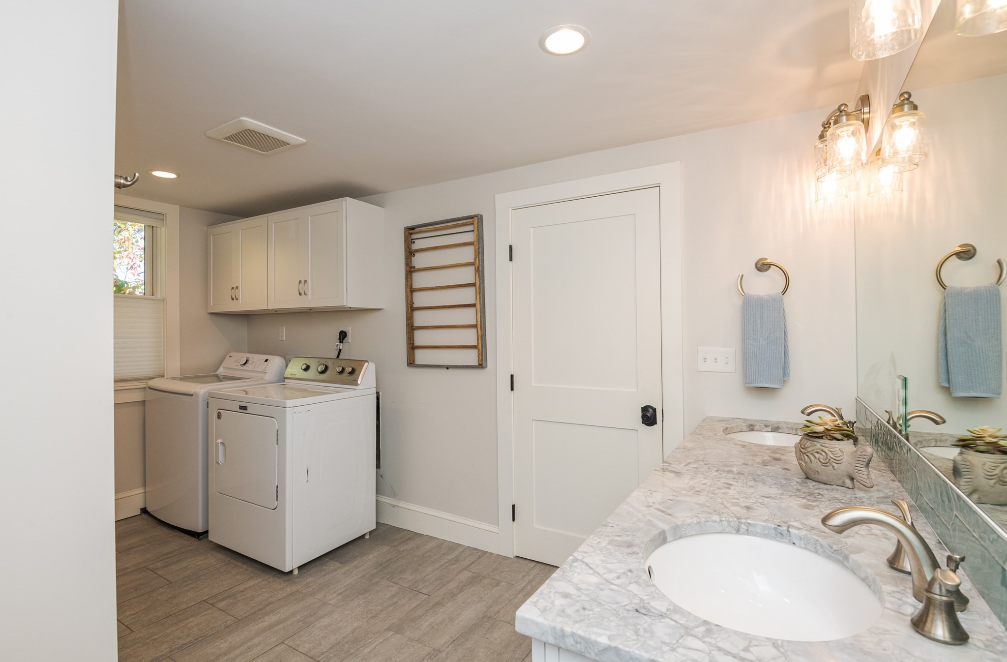 4 Pleasant St Property Photo 28