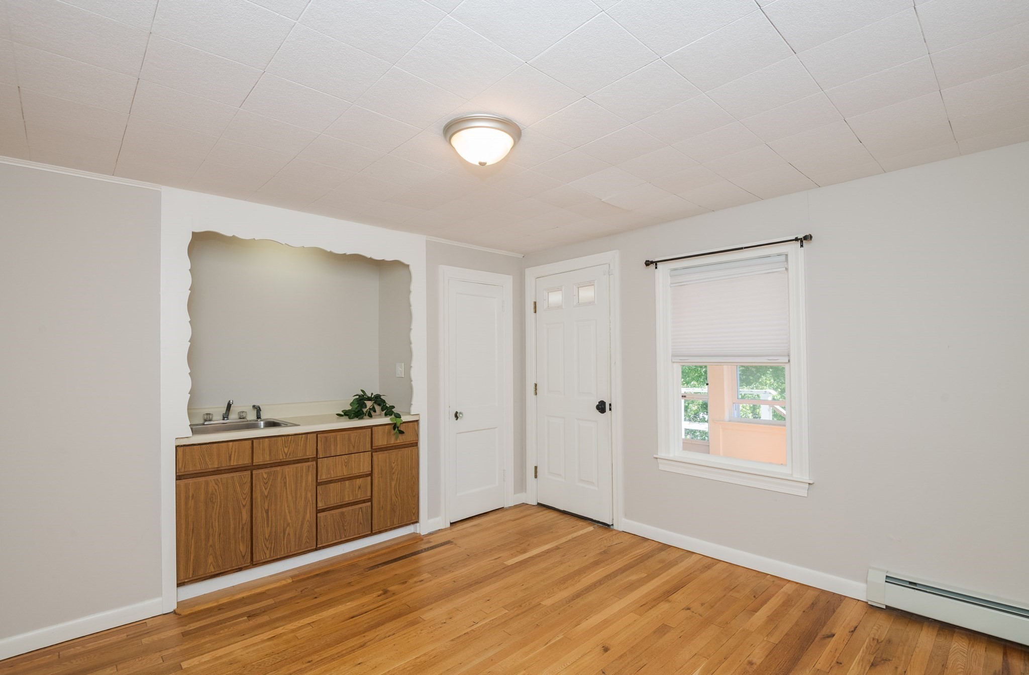 4 Pleasant St Property Photo 35