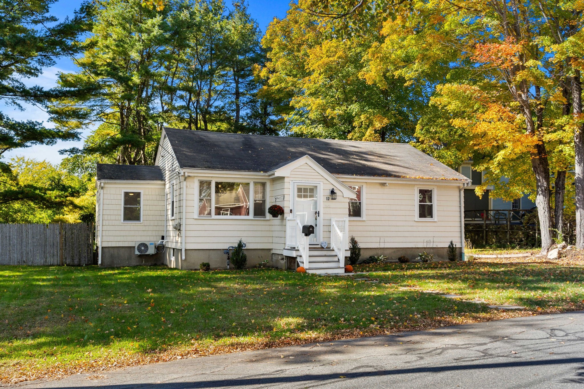 12 Nelson Avenue Property Photo 1