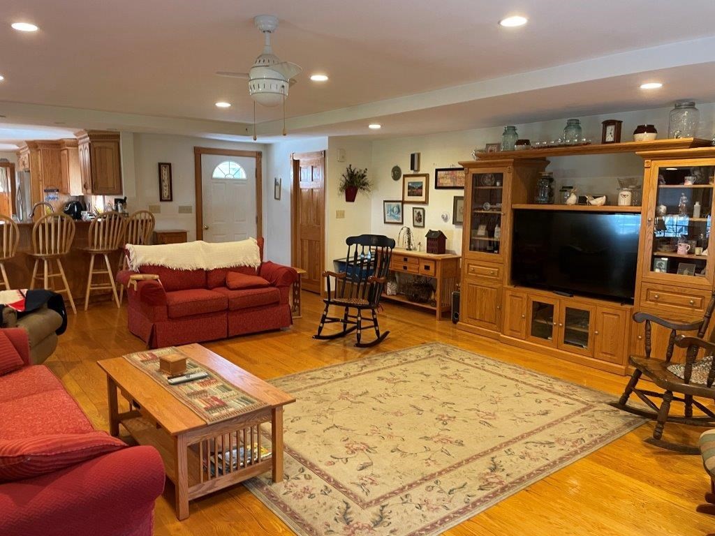 77 Newton Property Photo 6