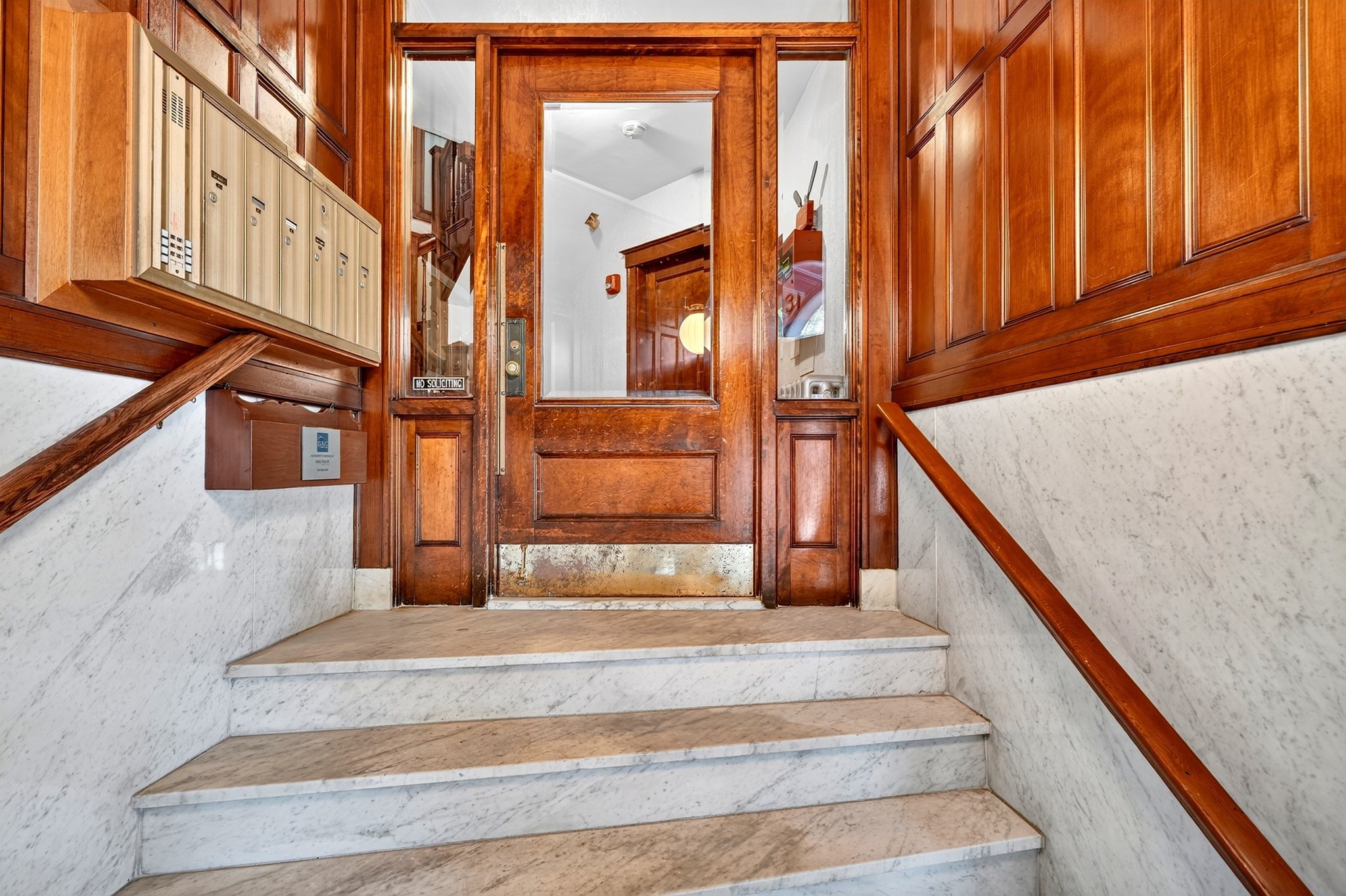 31 Linnaean St # 2 Property Photo 7