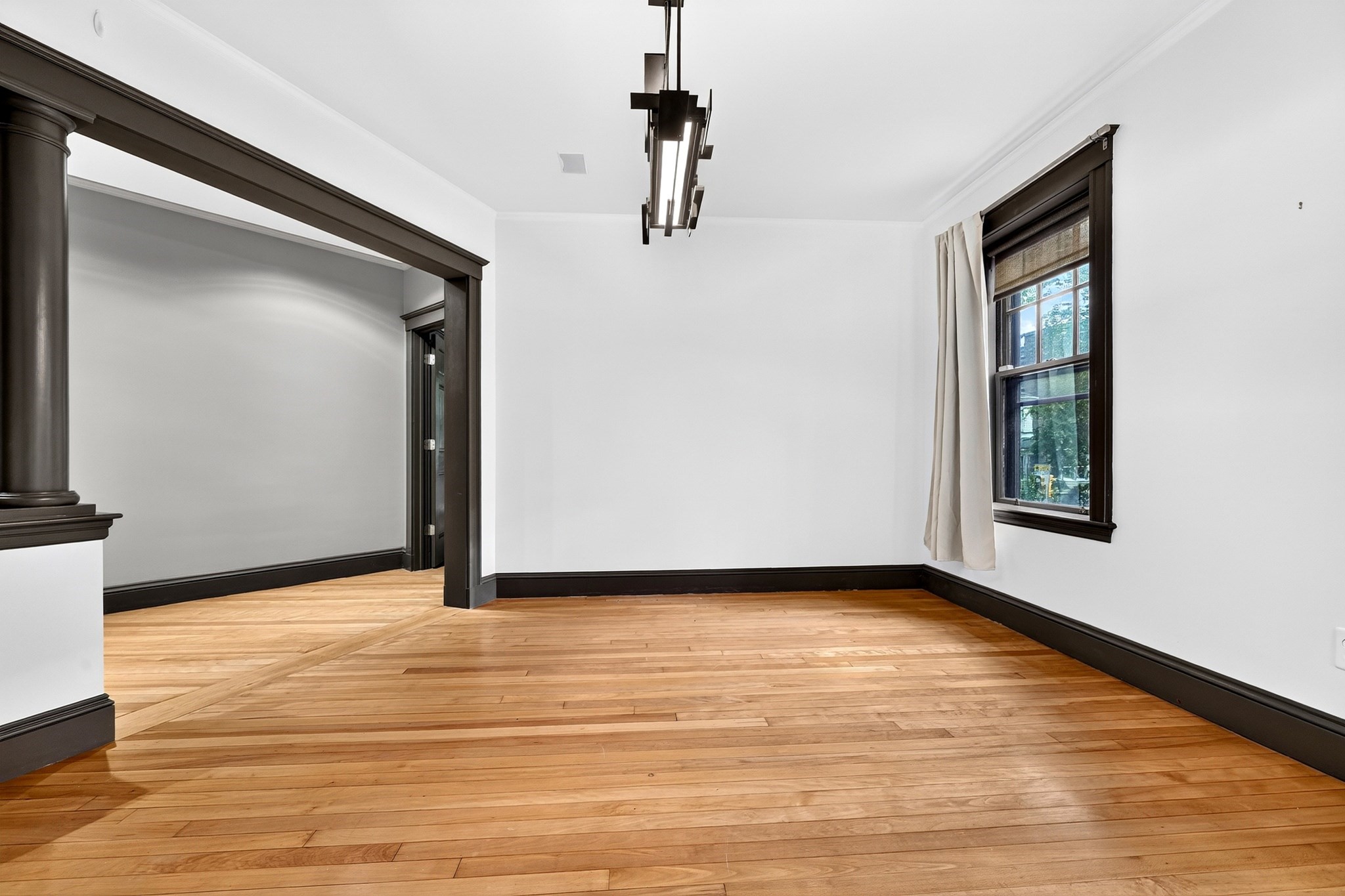 31 Linnaean St # 2 Property Photo 19