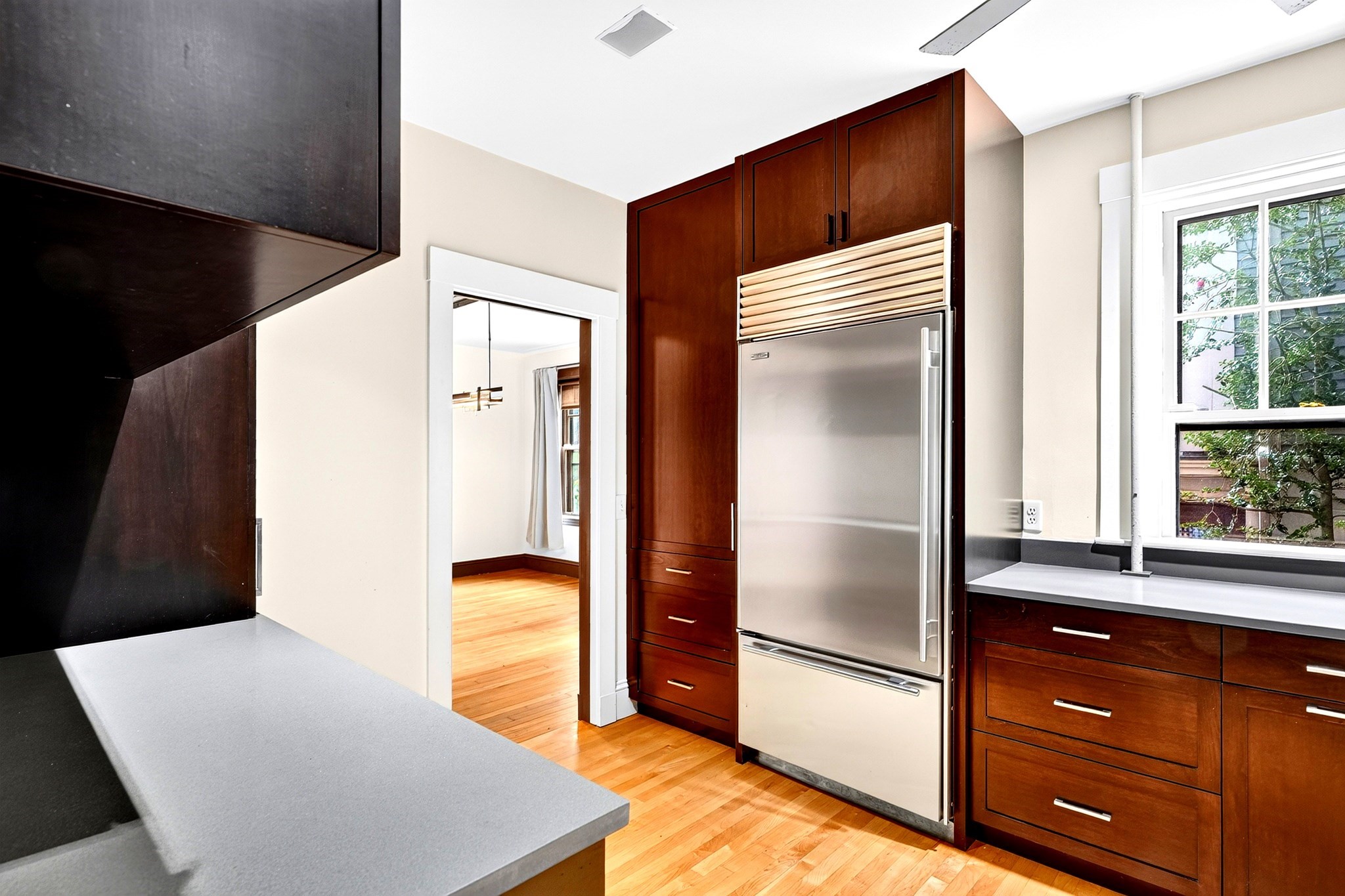 31 Linnaean St # 2 Property Photo 31