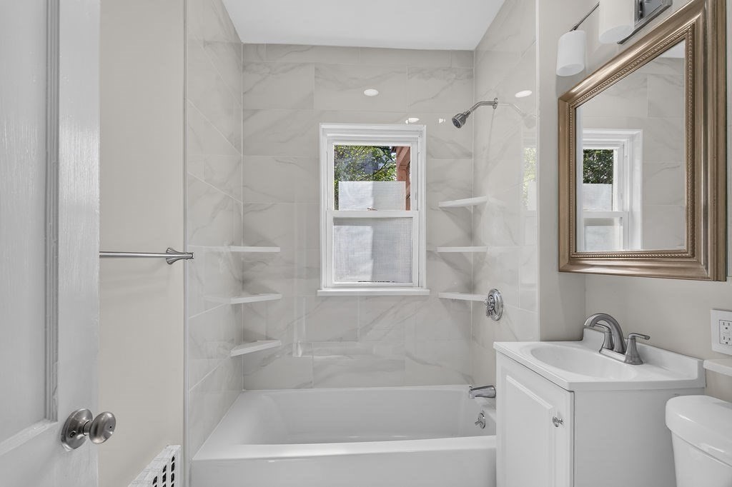 16 Glenrose Rd # 1 Property Photo 6