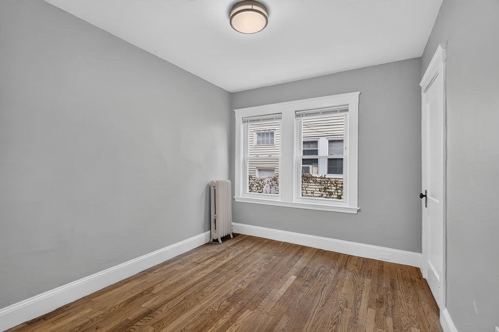 16 Glenrose Rd # 1 Property Photo 10