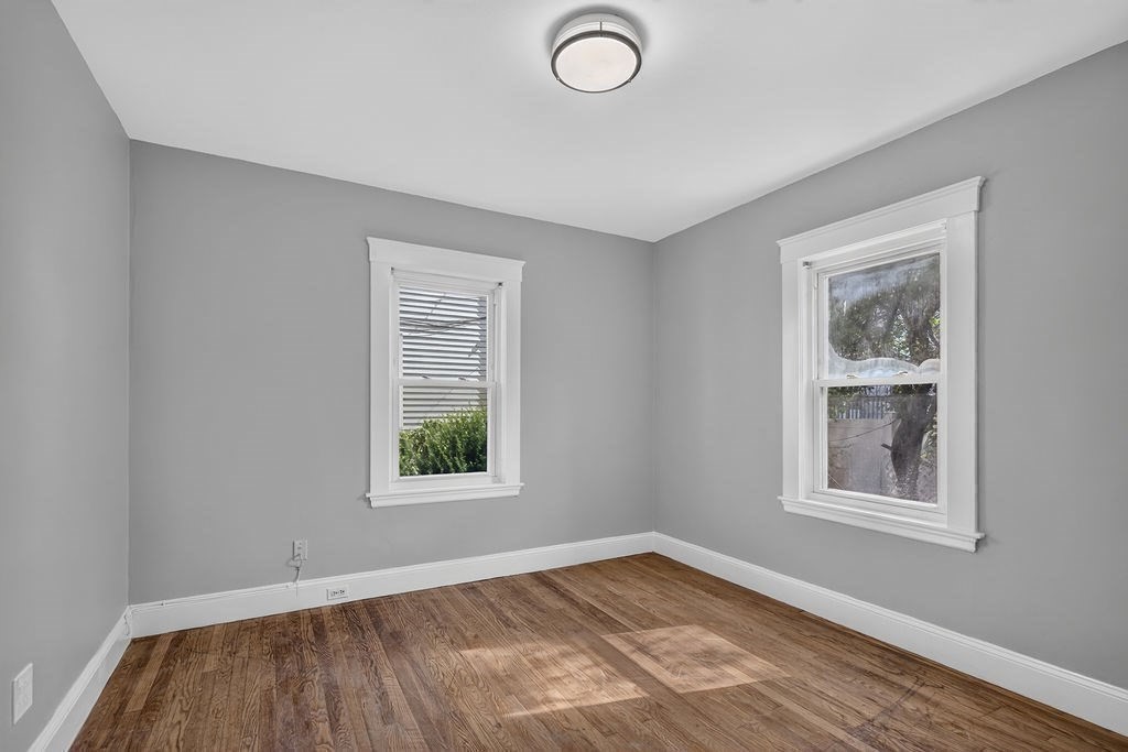 16 Glenrose Rd # 1 Property Photo 13