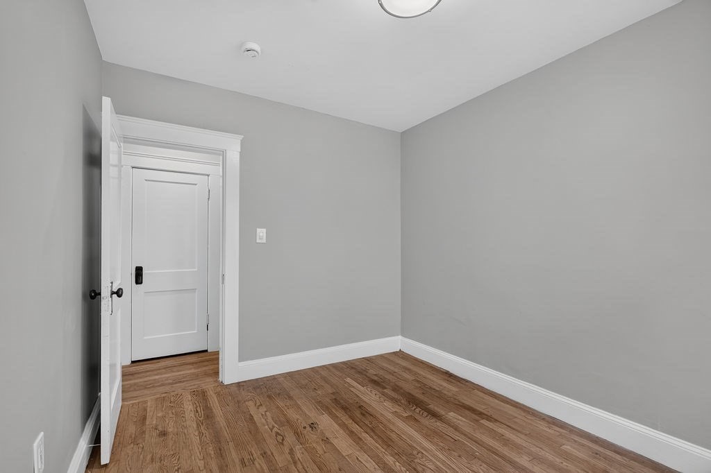 16 Glenrose Rd # 1 Property Photo 19