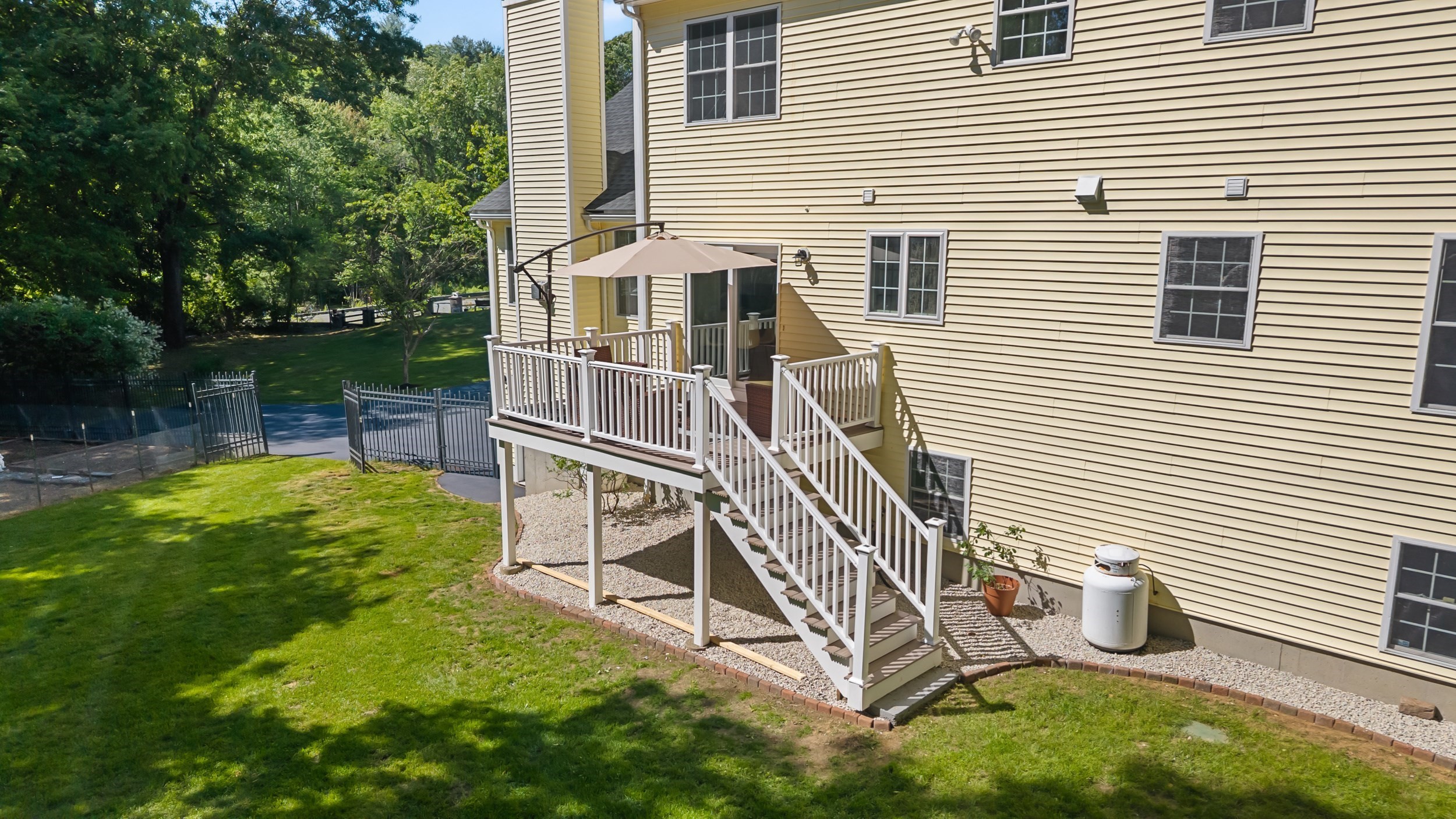 128 Memorial Dr # 128 Property Photo 27
