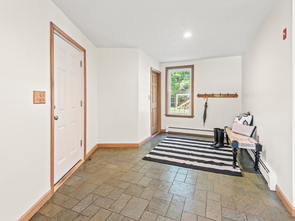 12 Fort Apache Dr Property Photo 27