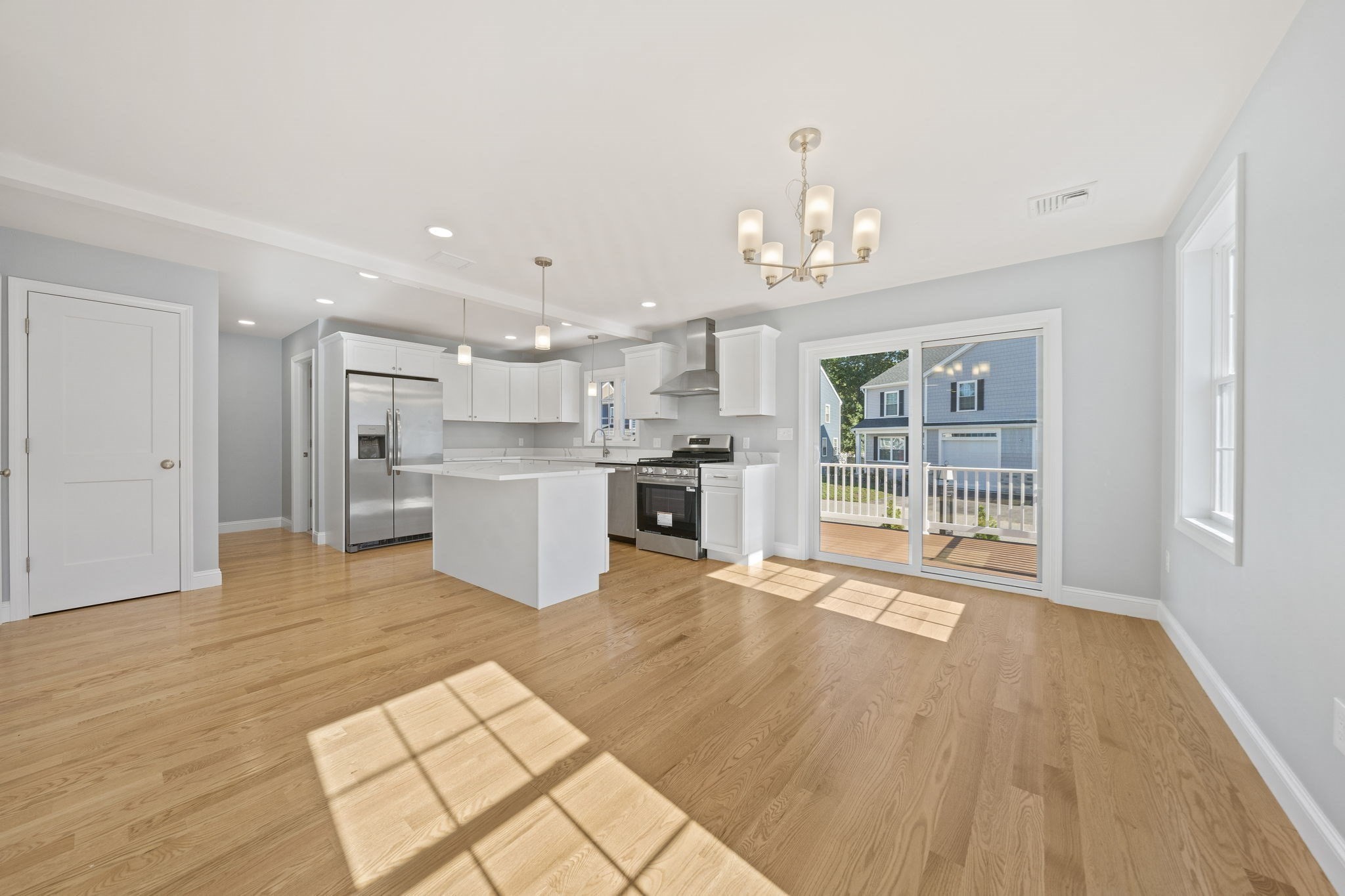 18 Toscano # B Property Photo 11