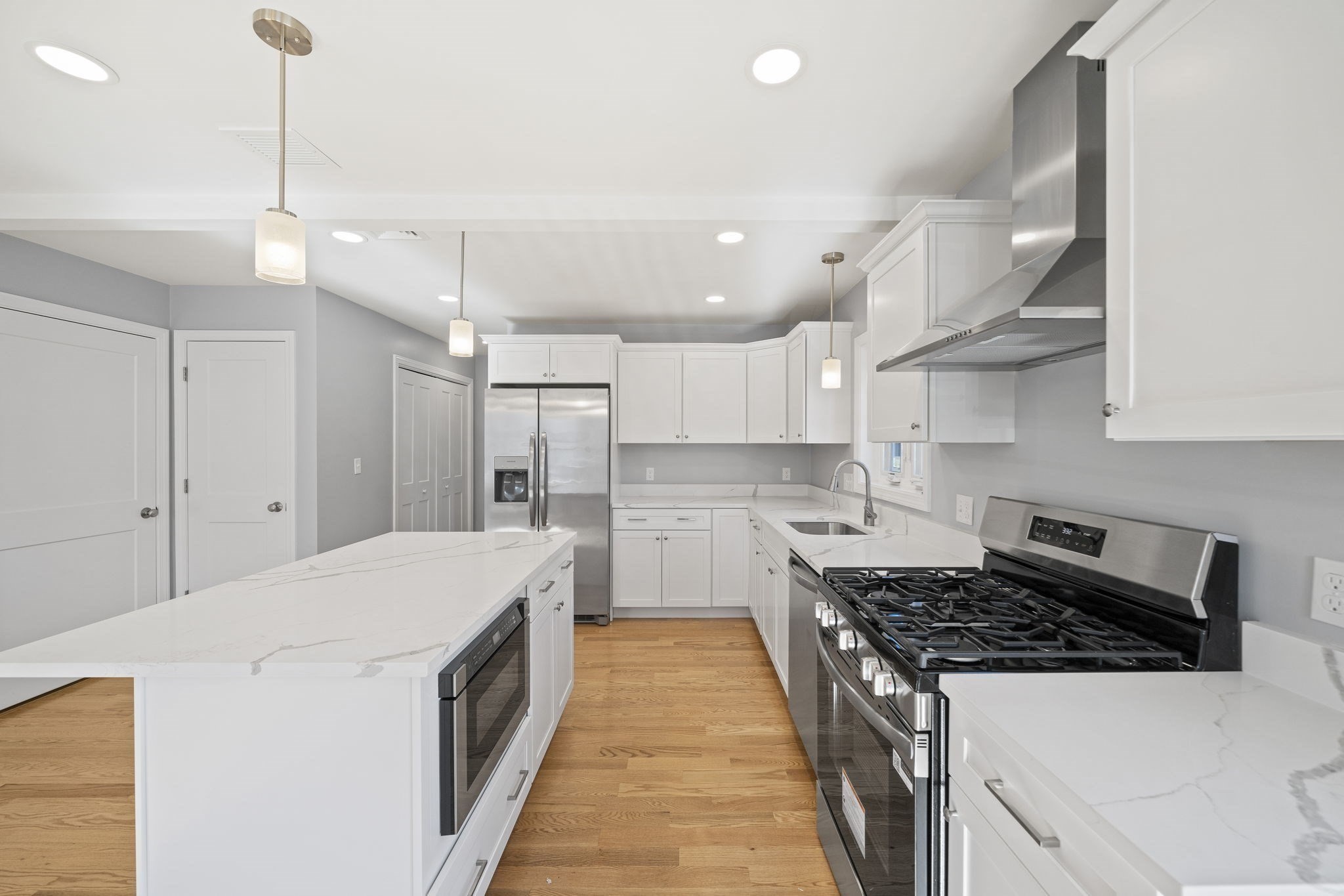 18 Toscano # B Property Photo 17