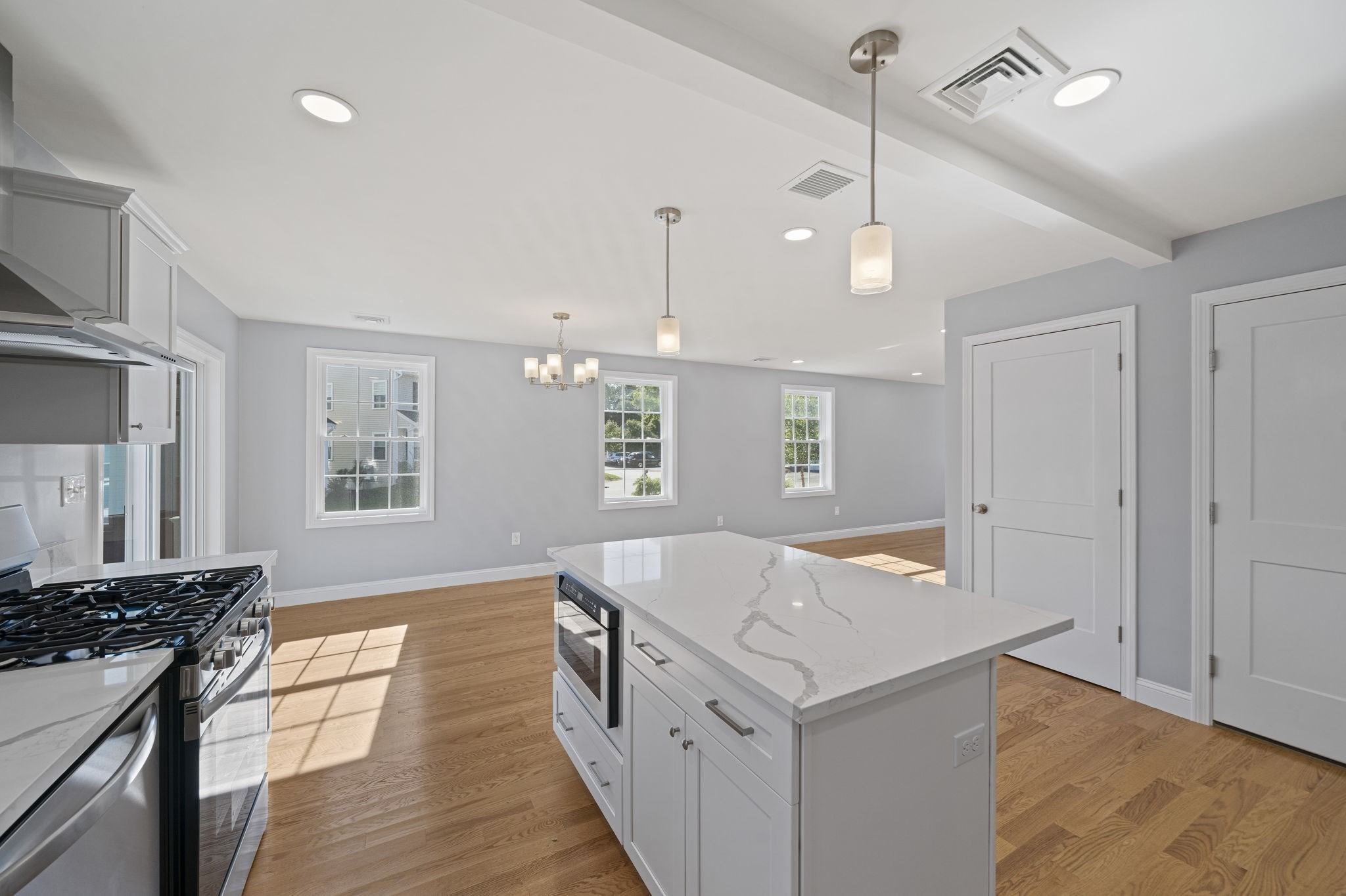 18 Toscano # B Property Photo 18