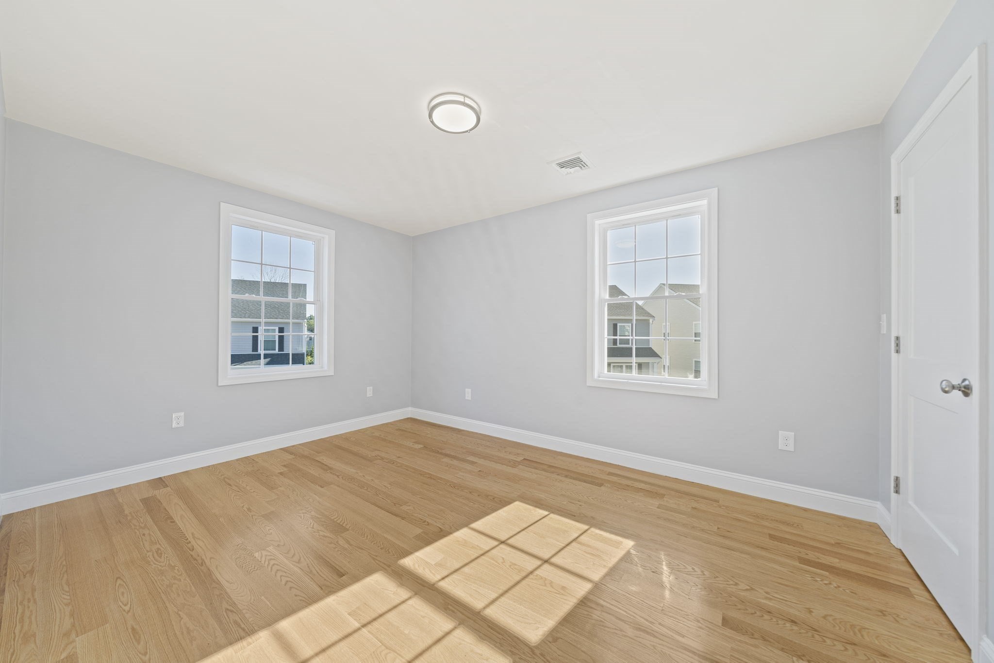 18 Toscano # B Property Photo 31