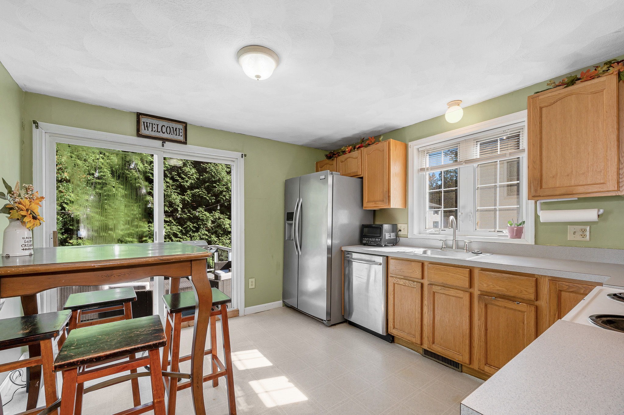 22-b Massachusetts Ave Property Photo 2