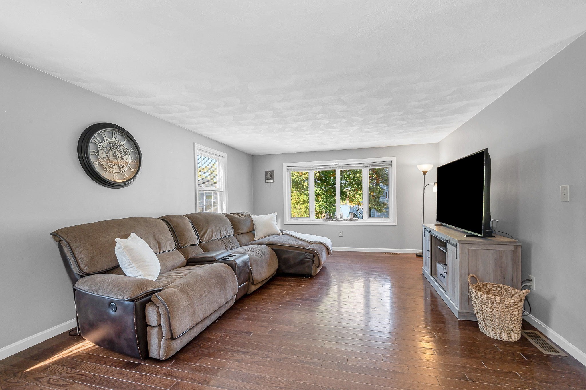 22-b Massachusetts Ave Property Photo 6