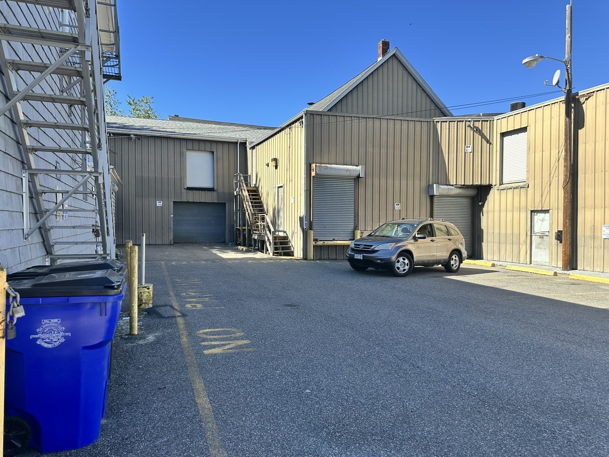 1777 S Main St Property Photo 1