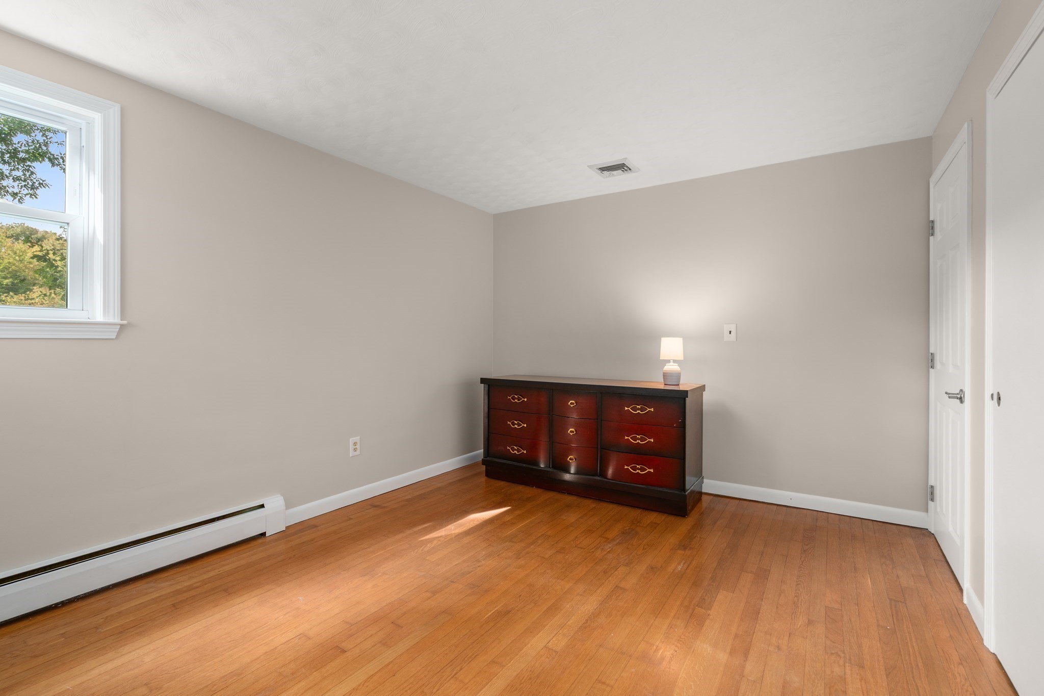 18 Julie Ave Property Photo 14