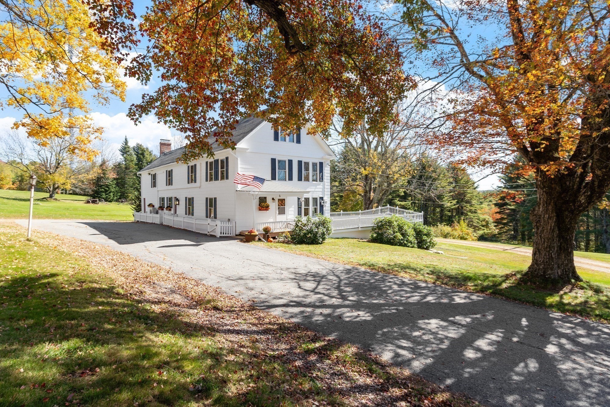 6 Weaver Farm Rd Property Photo 1