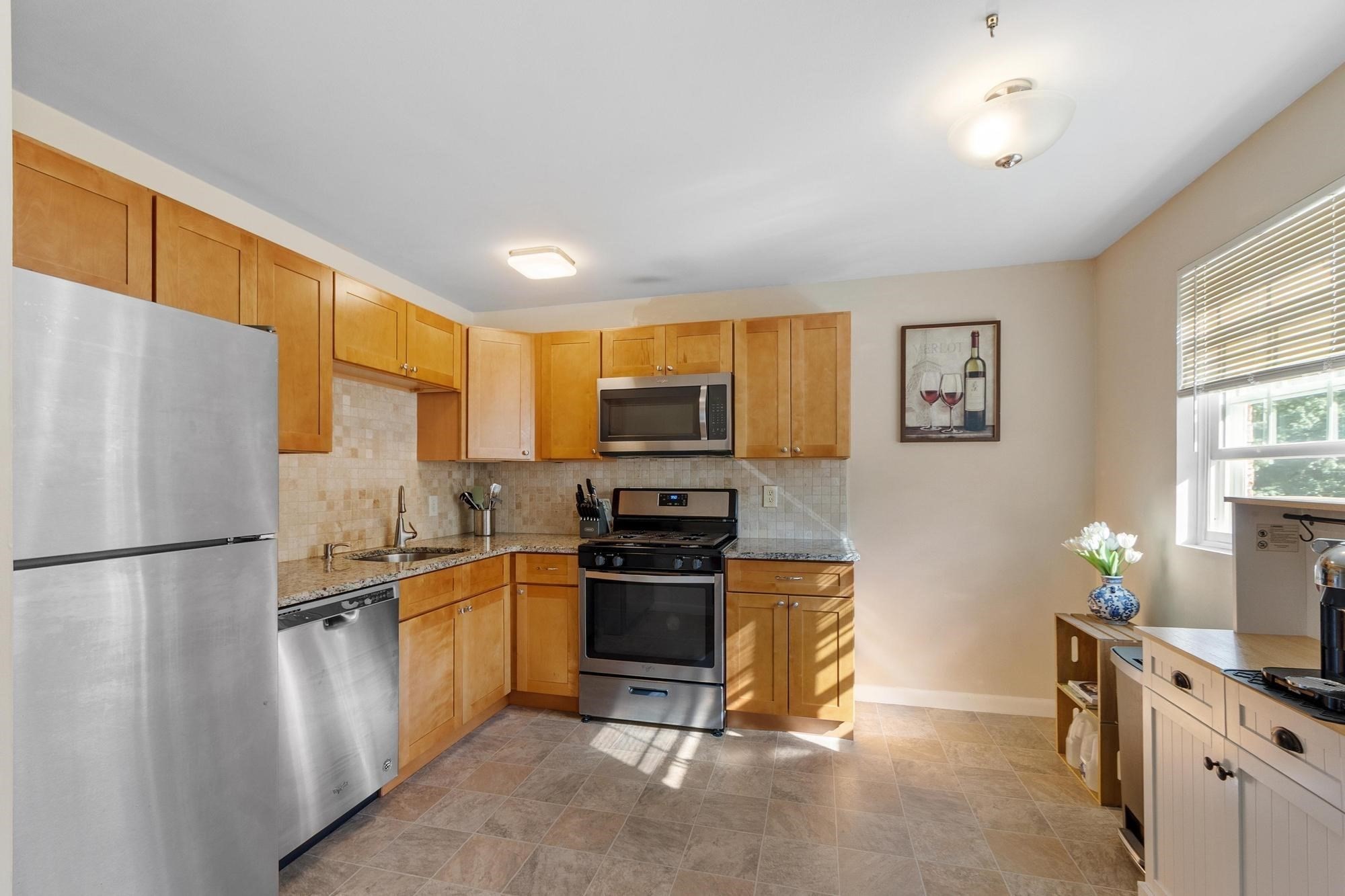 23 Edgelawn Ave # 5 Property Photo 7