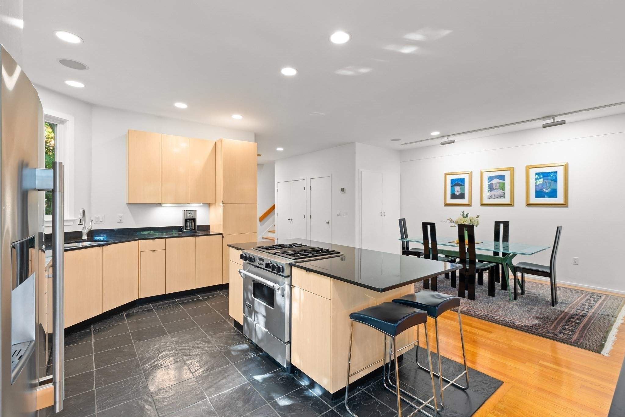 23-25 Woodbine St # 23 Property Photo 15