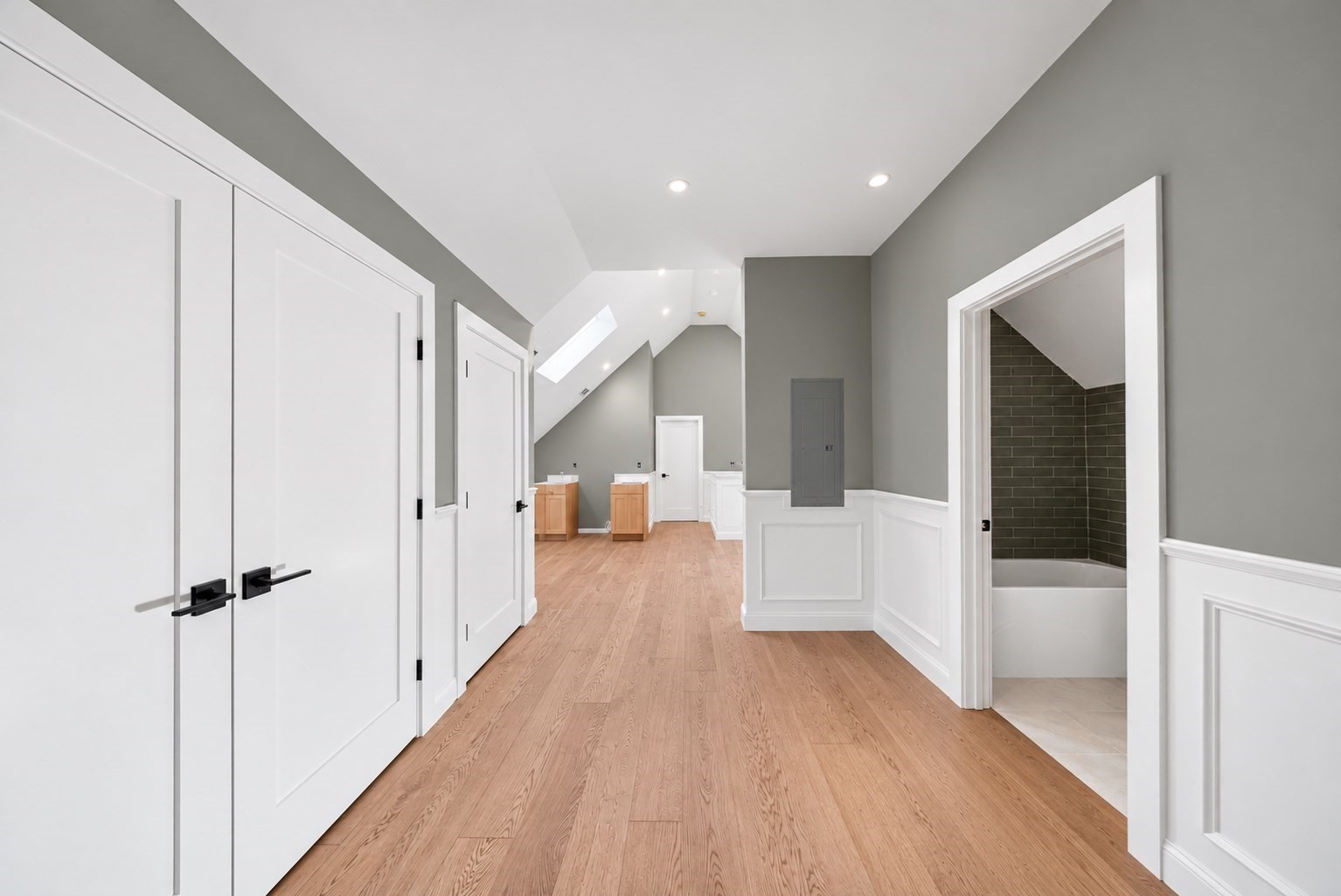 64 Dalby St # 3 Property Photo 2