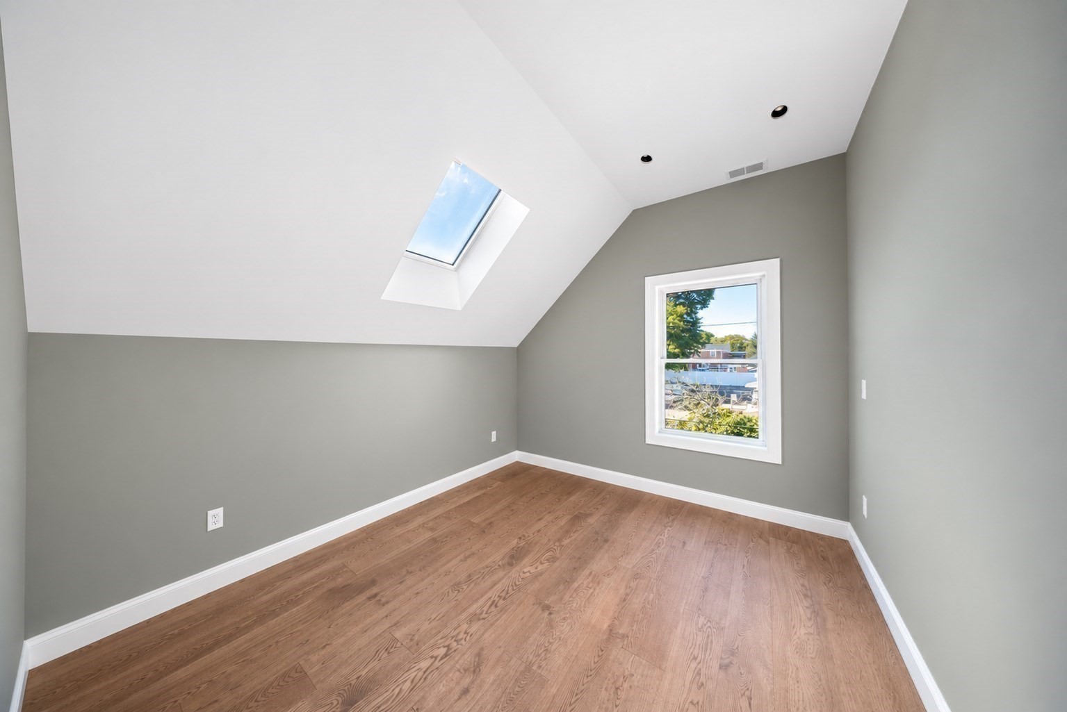 64 Dalby St # 3 Property Photo 7