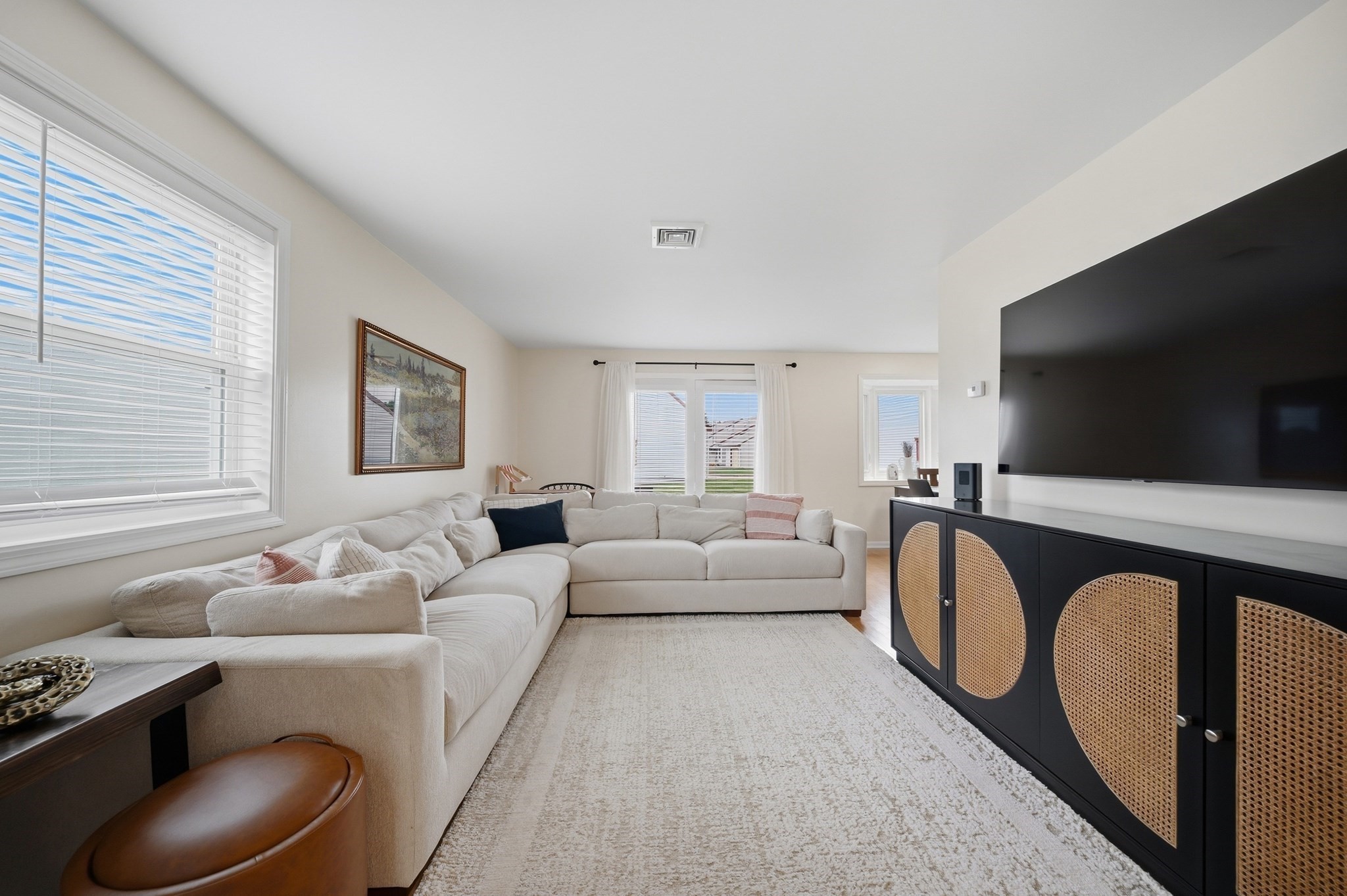 230 Stonebridge Dr # 230 Property Photo 3