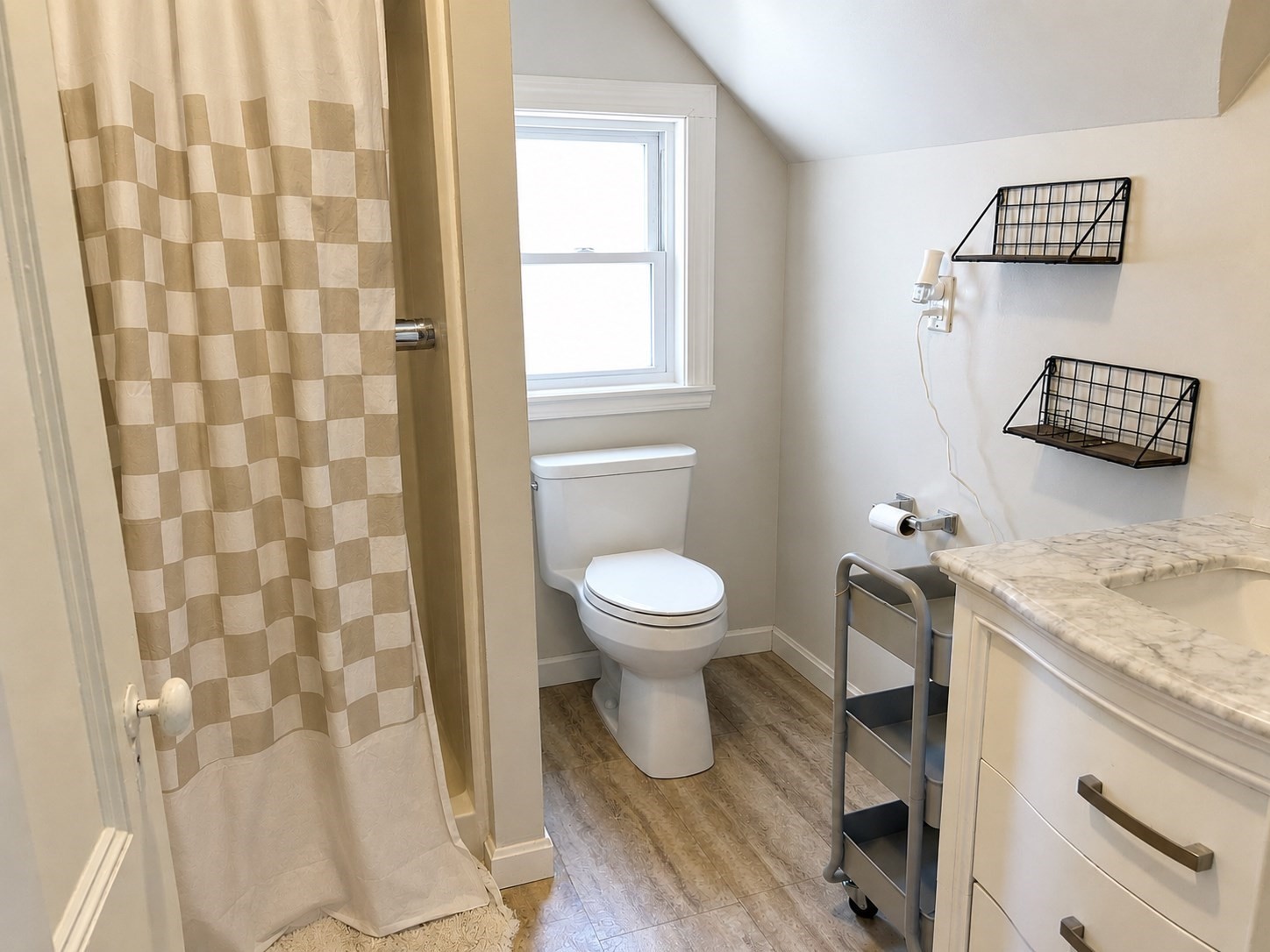 99 Walnut Street # 2 Property Photo 12