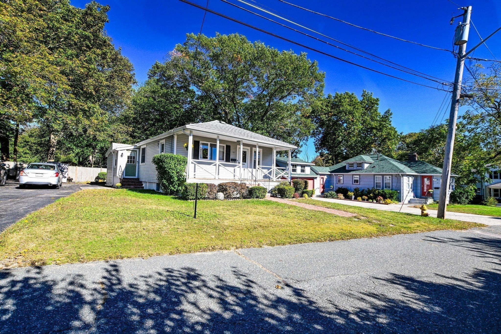18 Lakeside Ave Property Photo 18