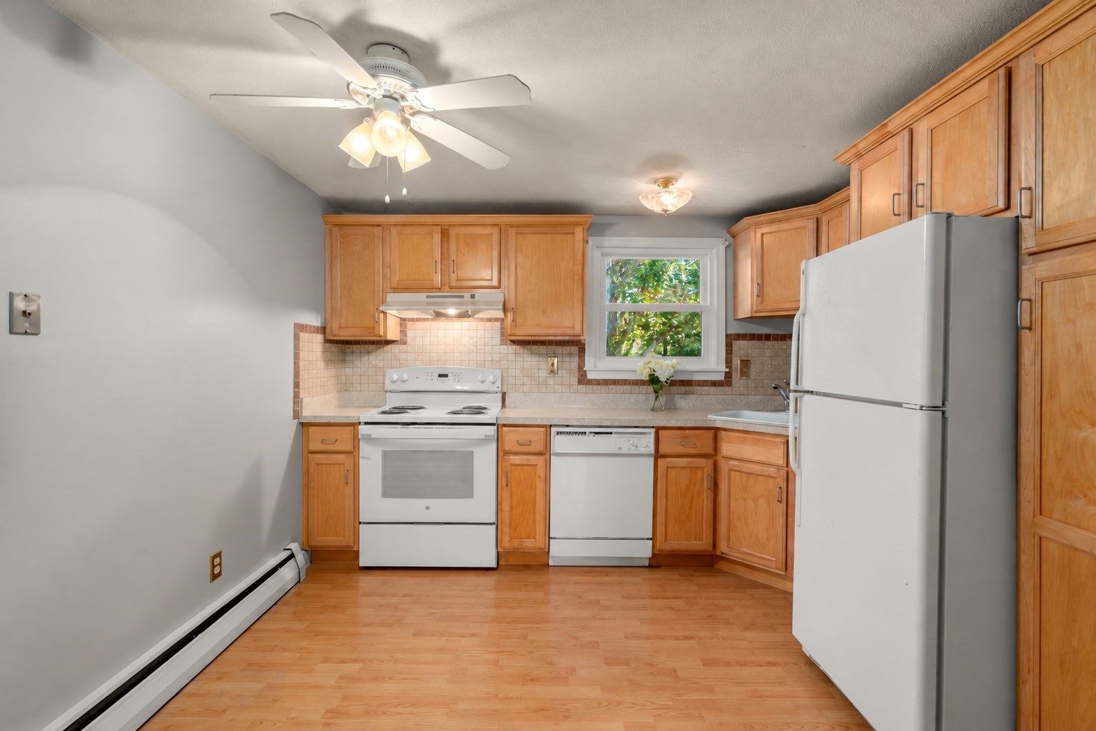 137 John A Dunn Memorial Dr # 6 Property Photo 6