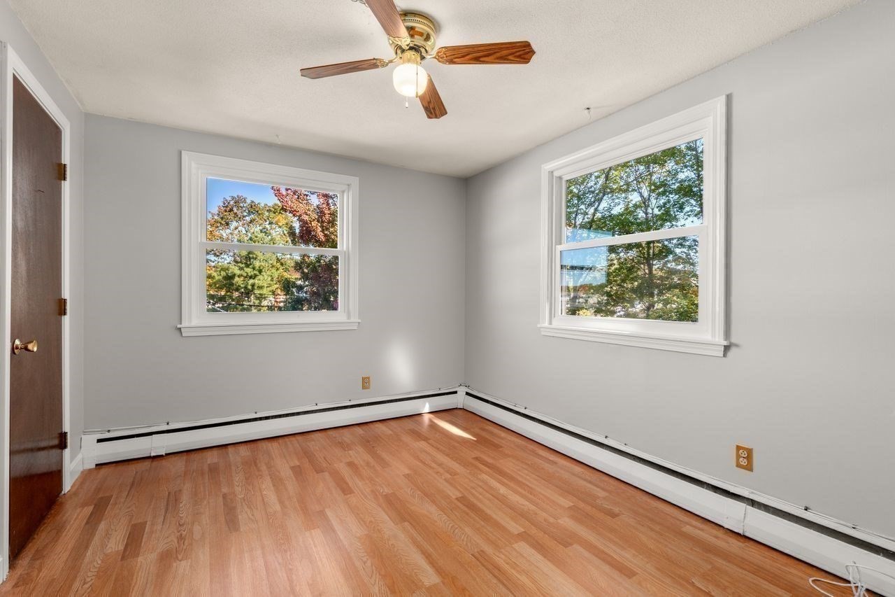 137 John A Dunn Memorial Dr # 6 Property Photo 12
