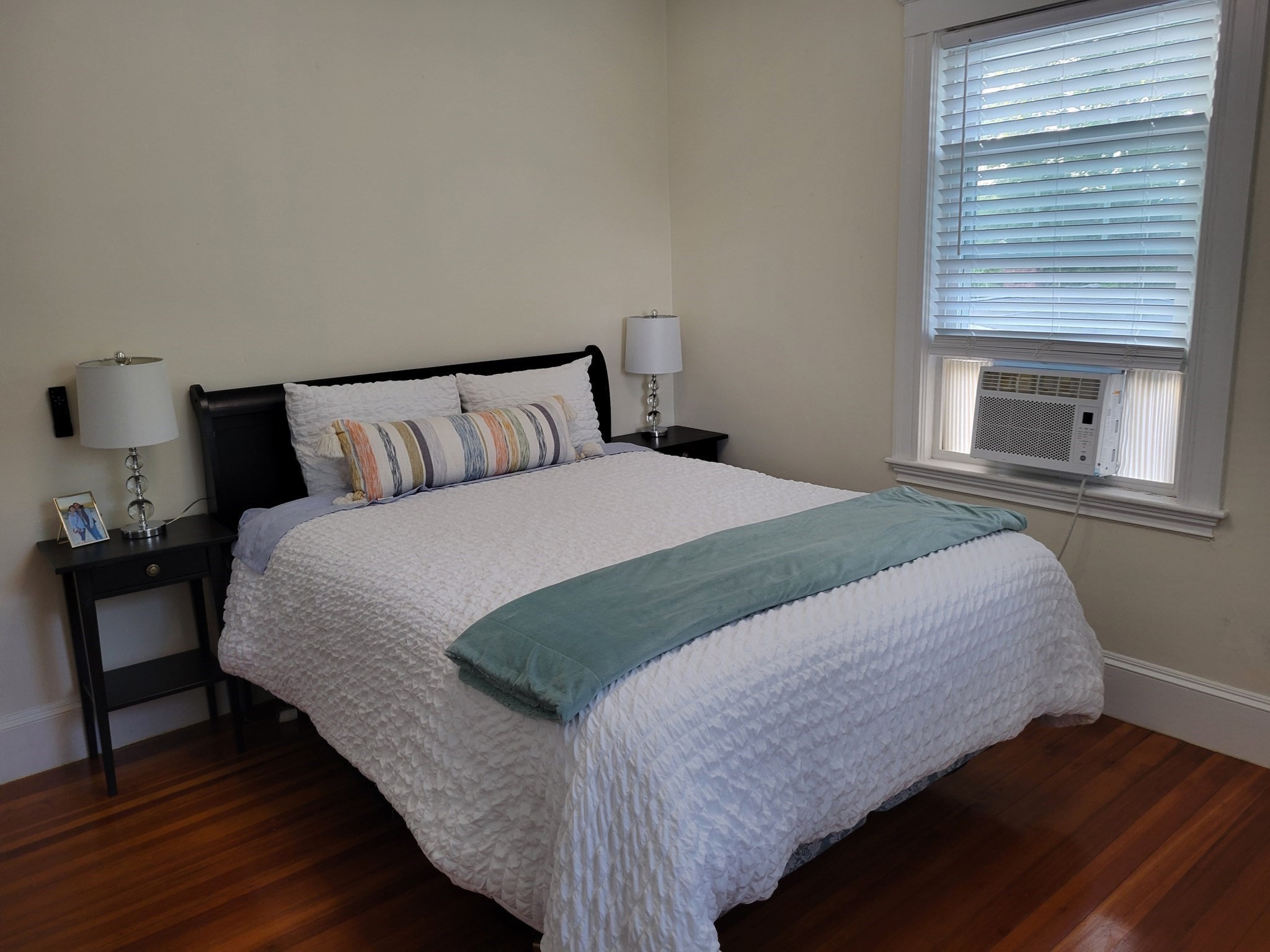 18-20 Roselin Ave # 2 Property Photo 4